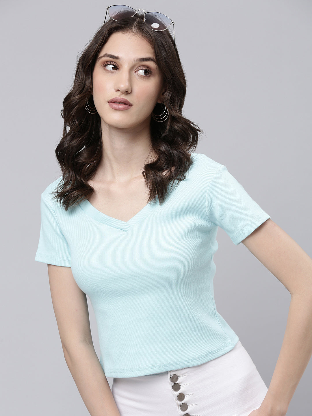 Women Turquoise Blue Solid Crop Slim Fit Tshirt
