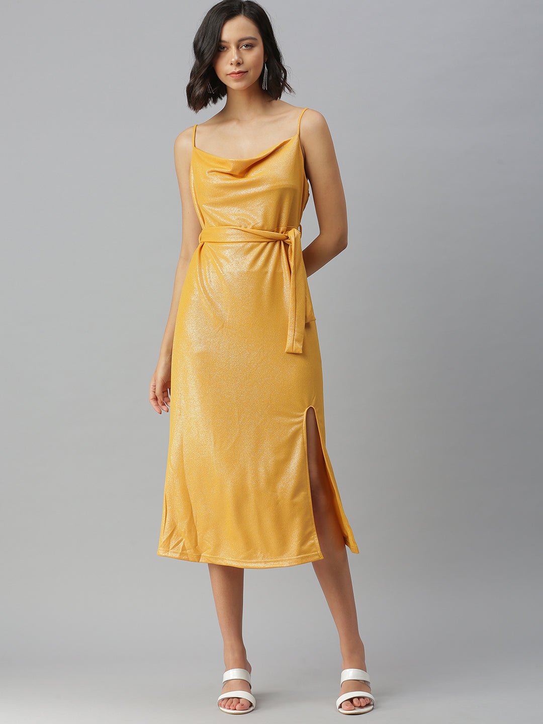 Women's Yellow Solid Sheath Dress
