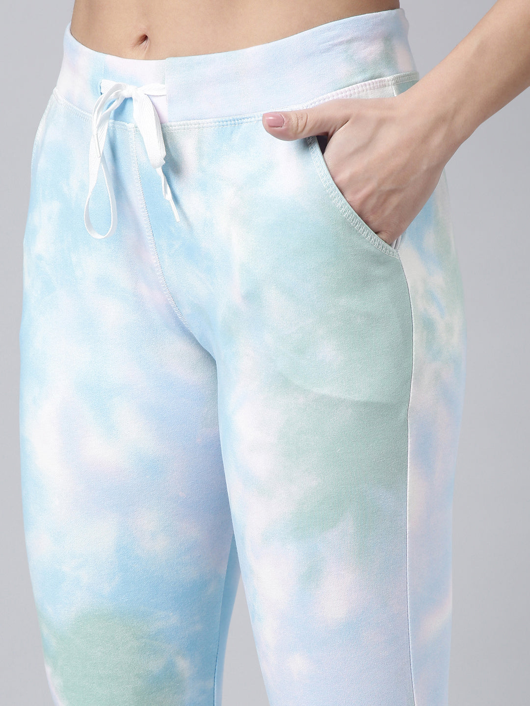 Women Abstract Slim Fit Blue Track Pant