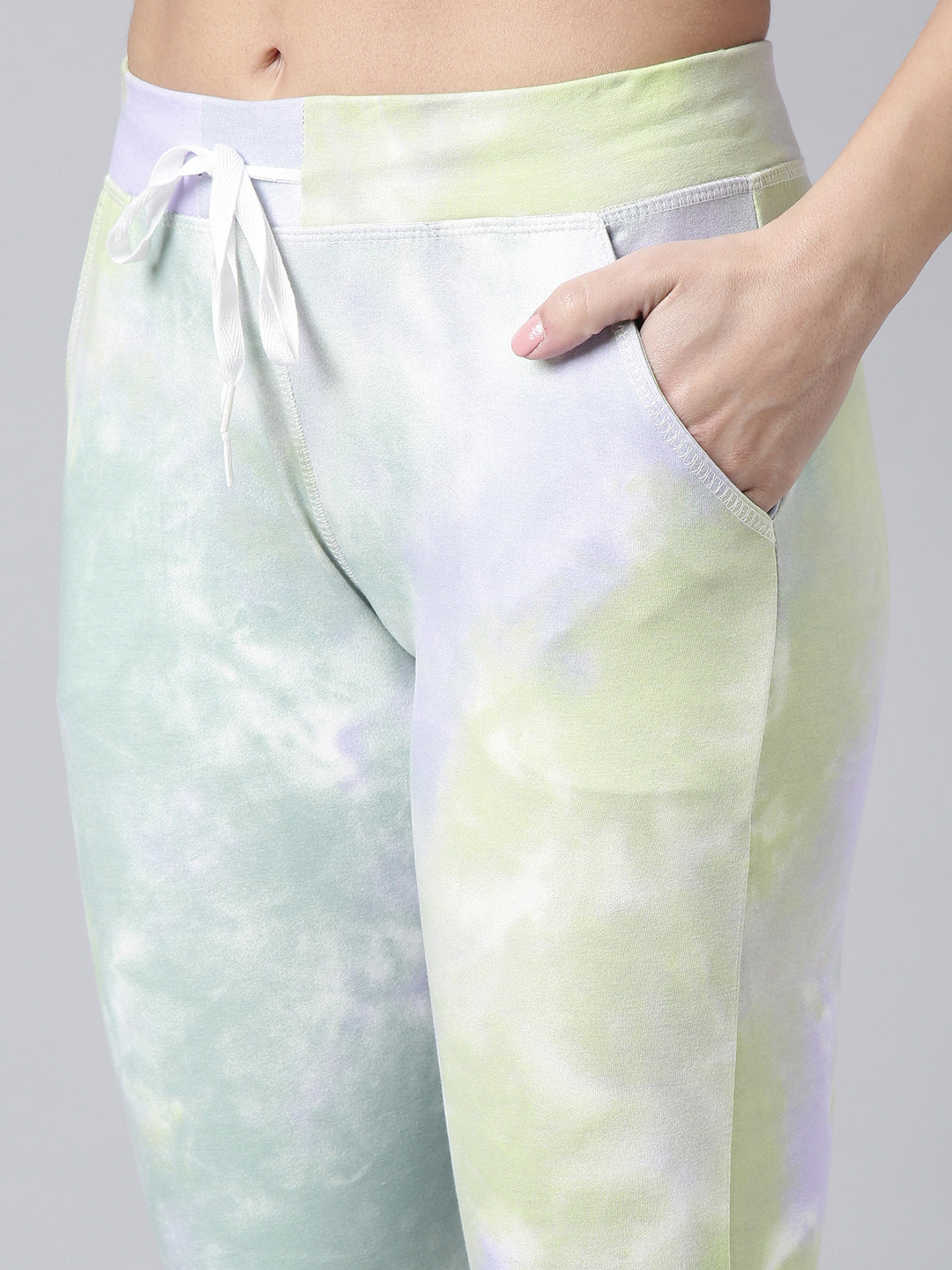 Women Abstract Slim Fit Lavender Track Pant