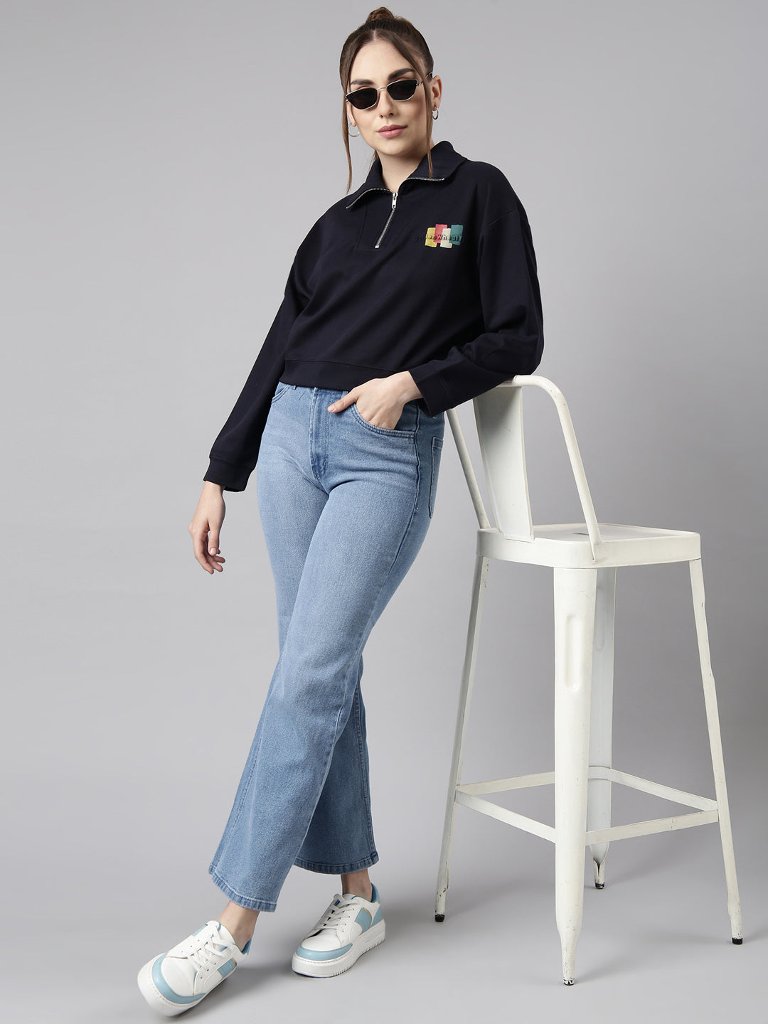Women Navy Blue Solid Front-Open Oversized Crop Sweatshirt