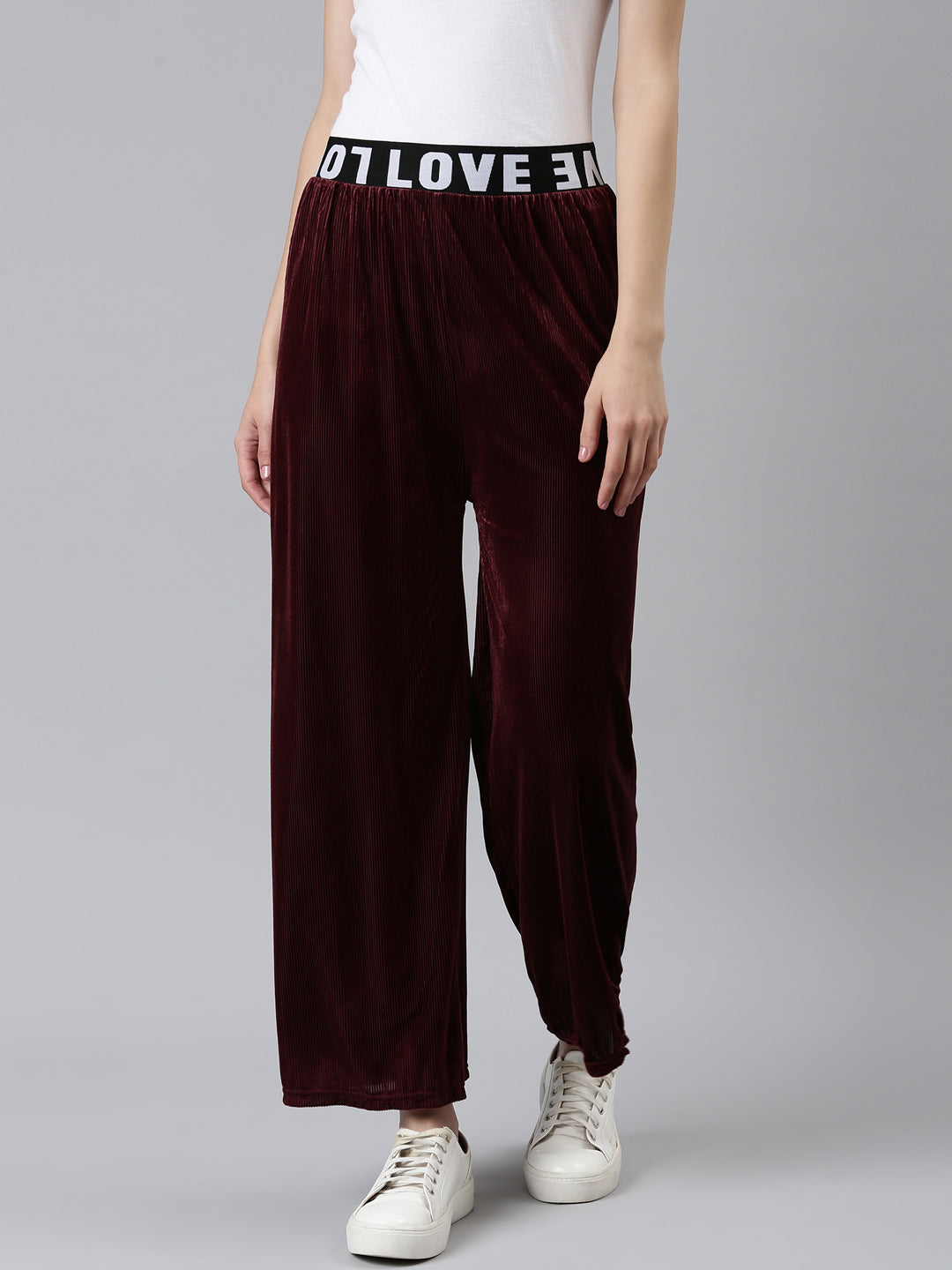 Women Burgundy Solid Track Pant