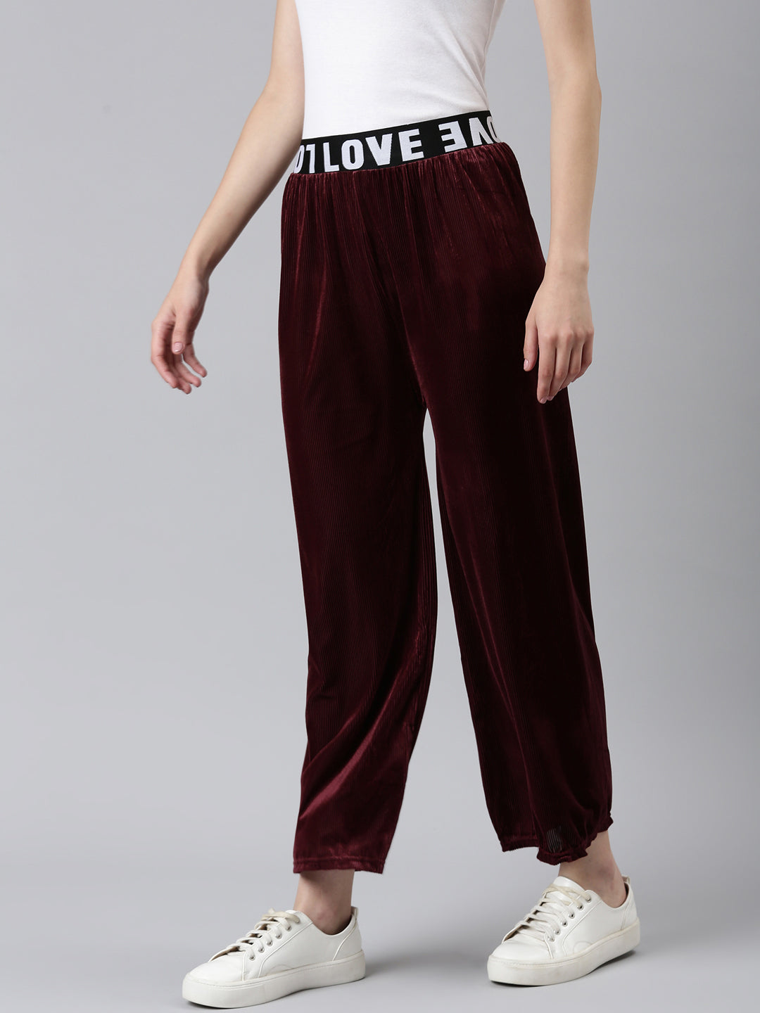 Women Burgundy Solid Track Pant