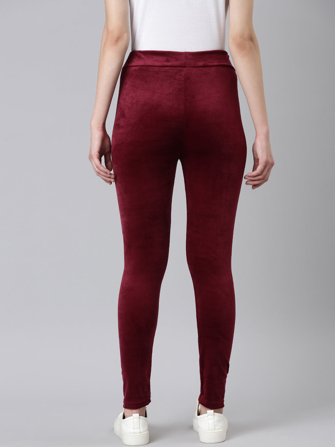 Women Magenta Solid Leggings