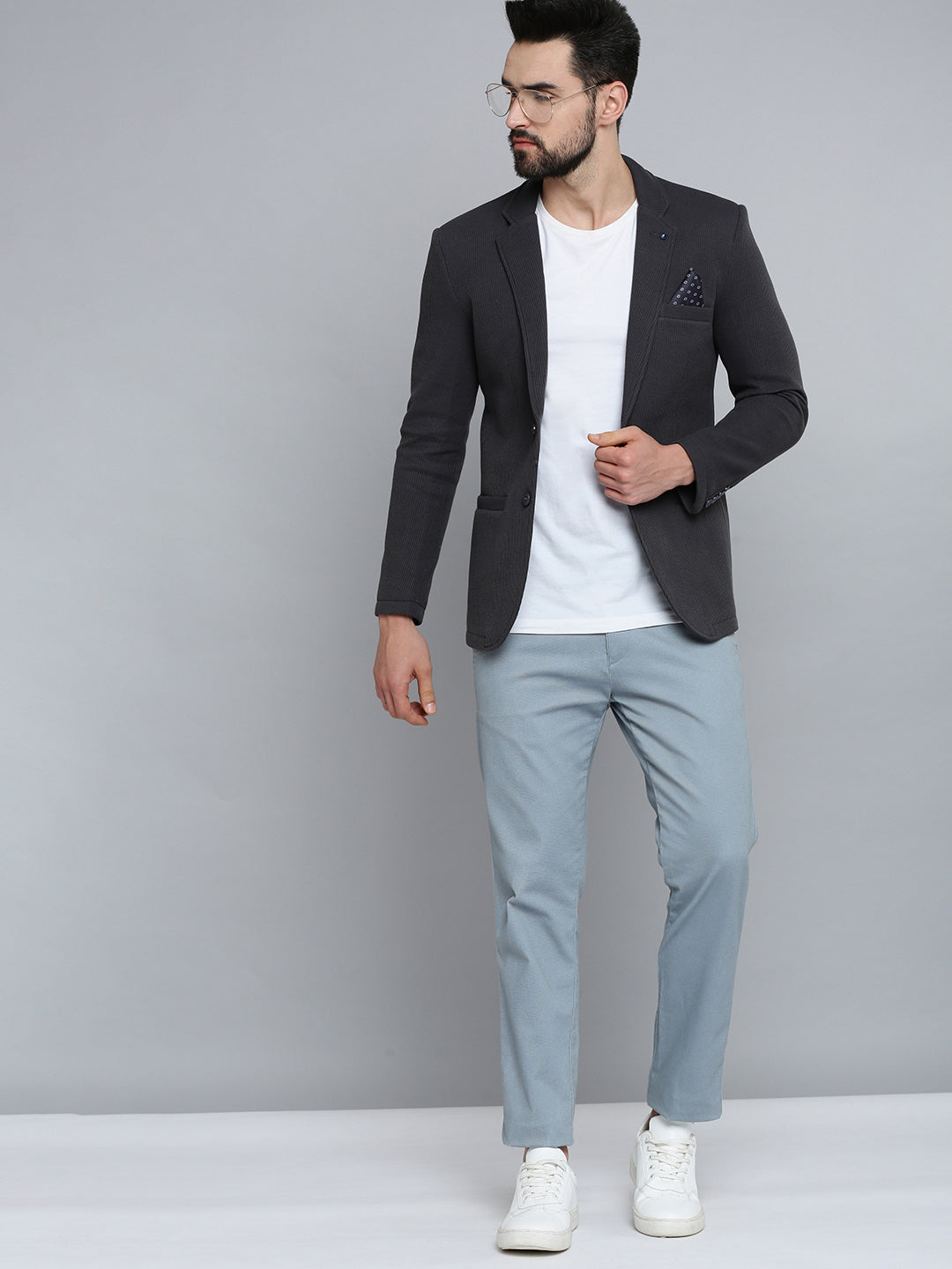 Men Grey Solid Blazer