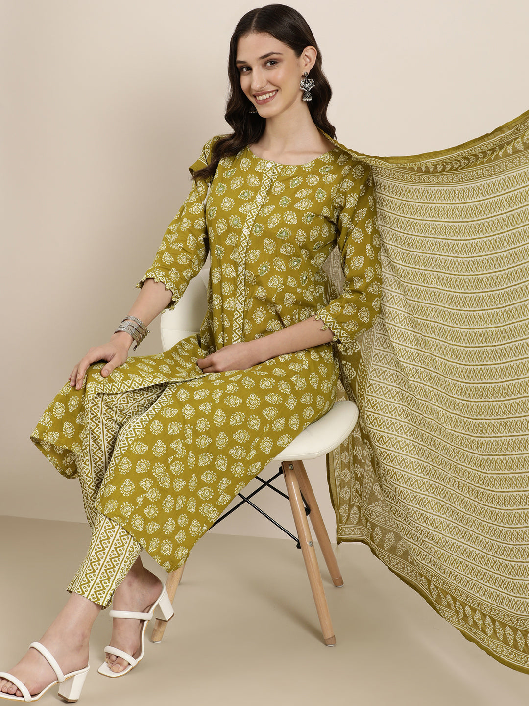 Women Green Printed Kurta Set