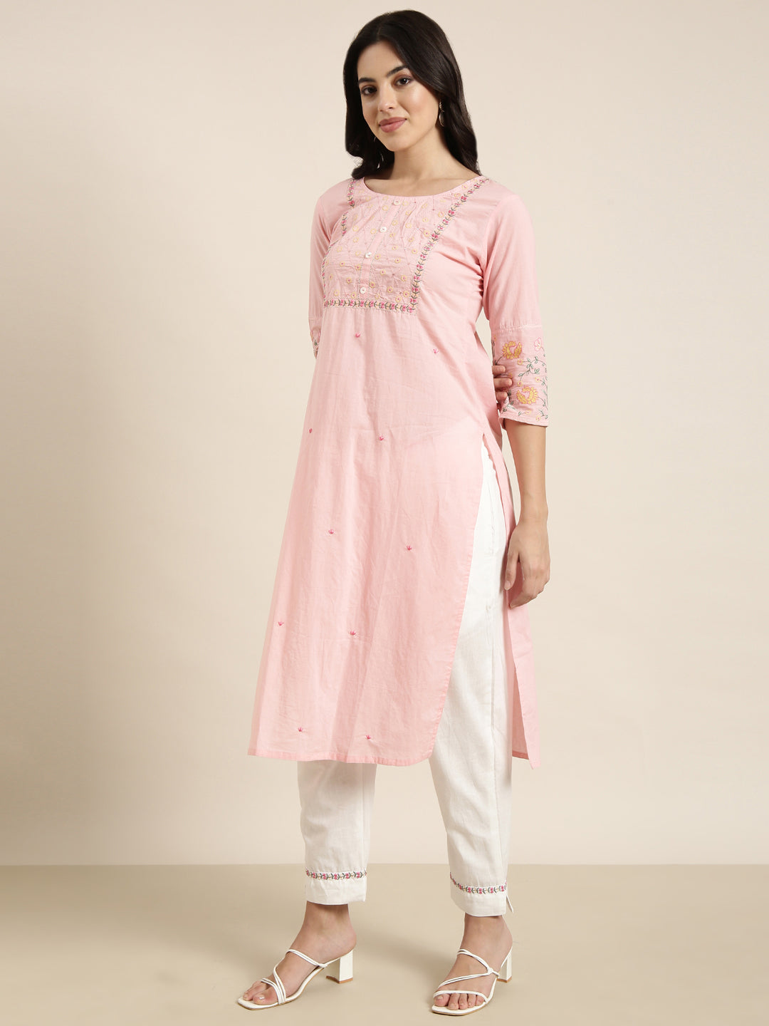 Women Straight Pink Solid Kurta and Trousers Set