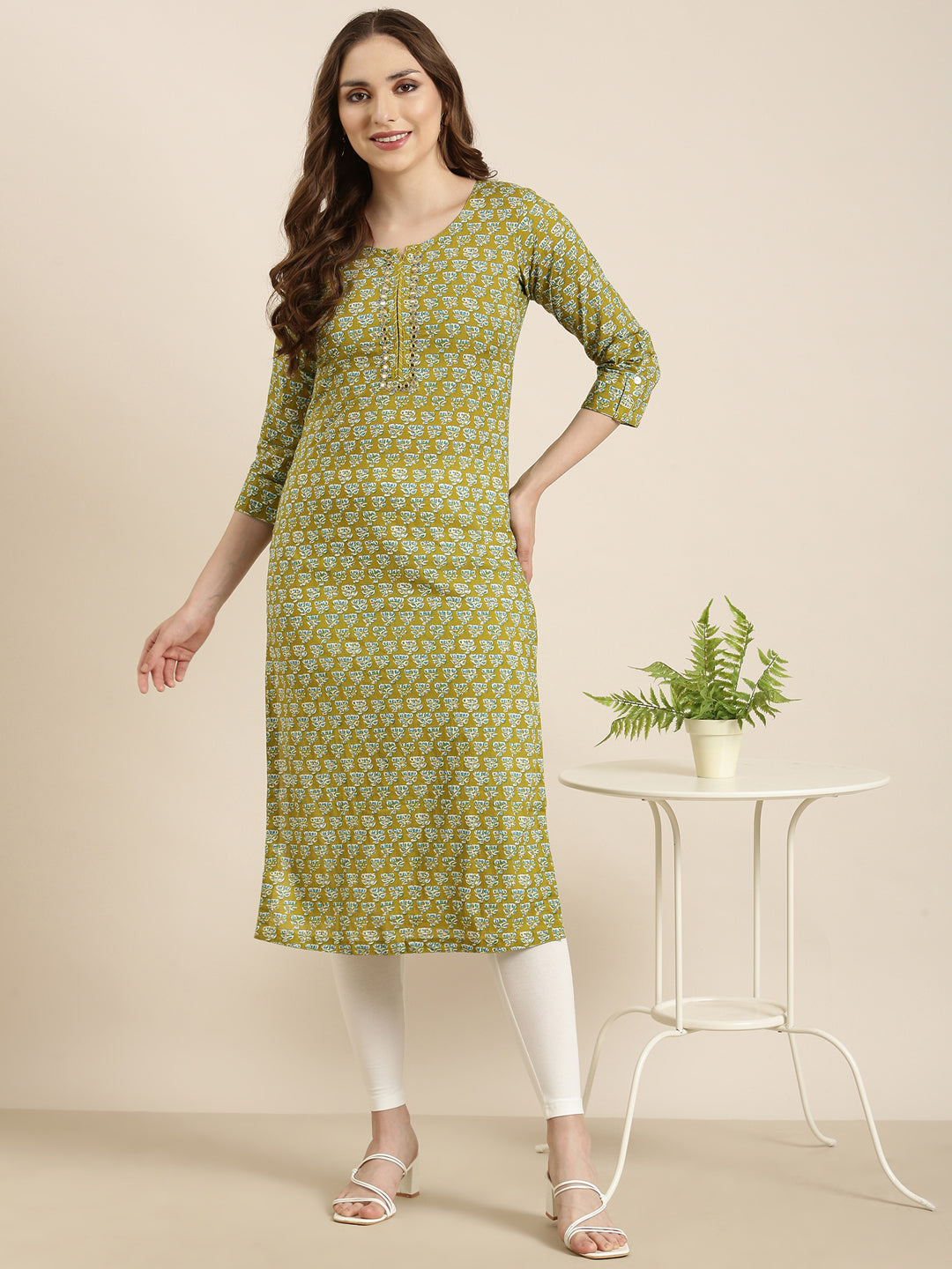 Women Straight Green Floral Kurta