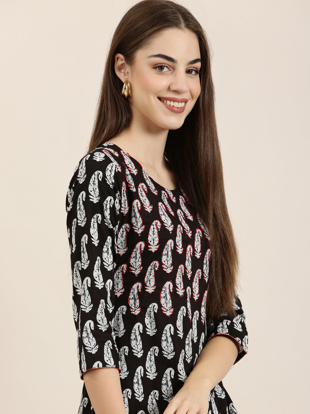 Women Black Printed Straight Kurta