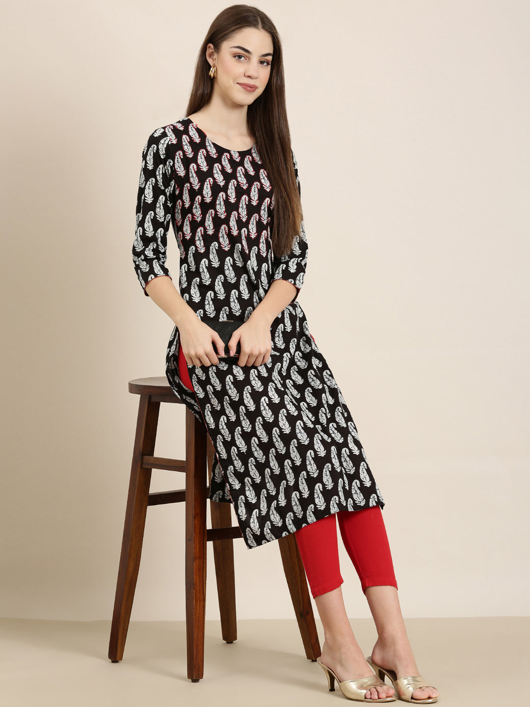 Women Black Printed Straight Kurta