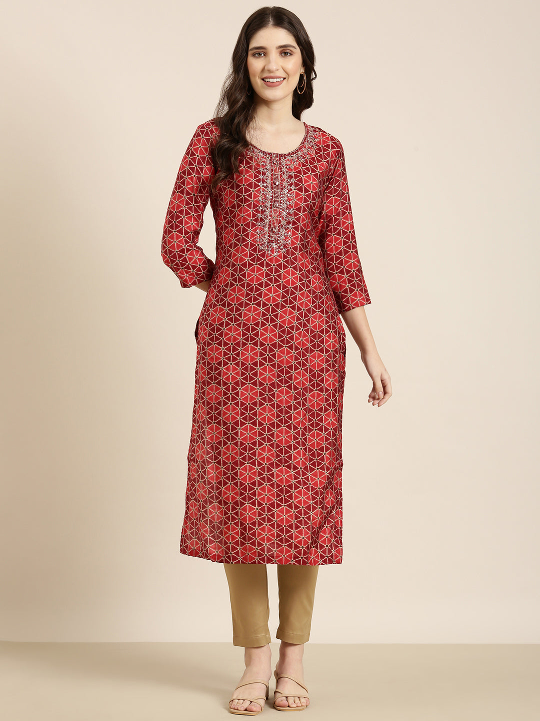 Women Burgundy Geometrical Straight Kurta