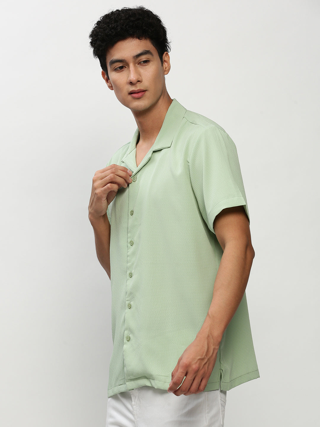 Men Green Solid Casual Casual Shirts