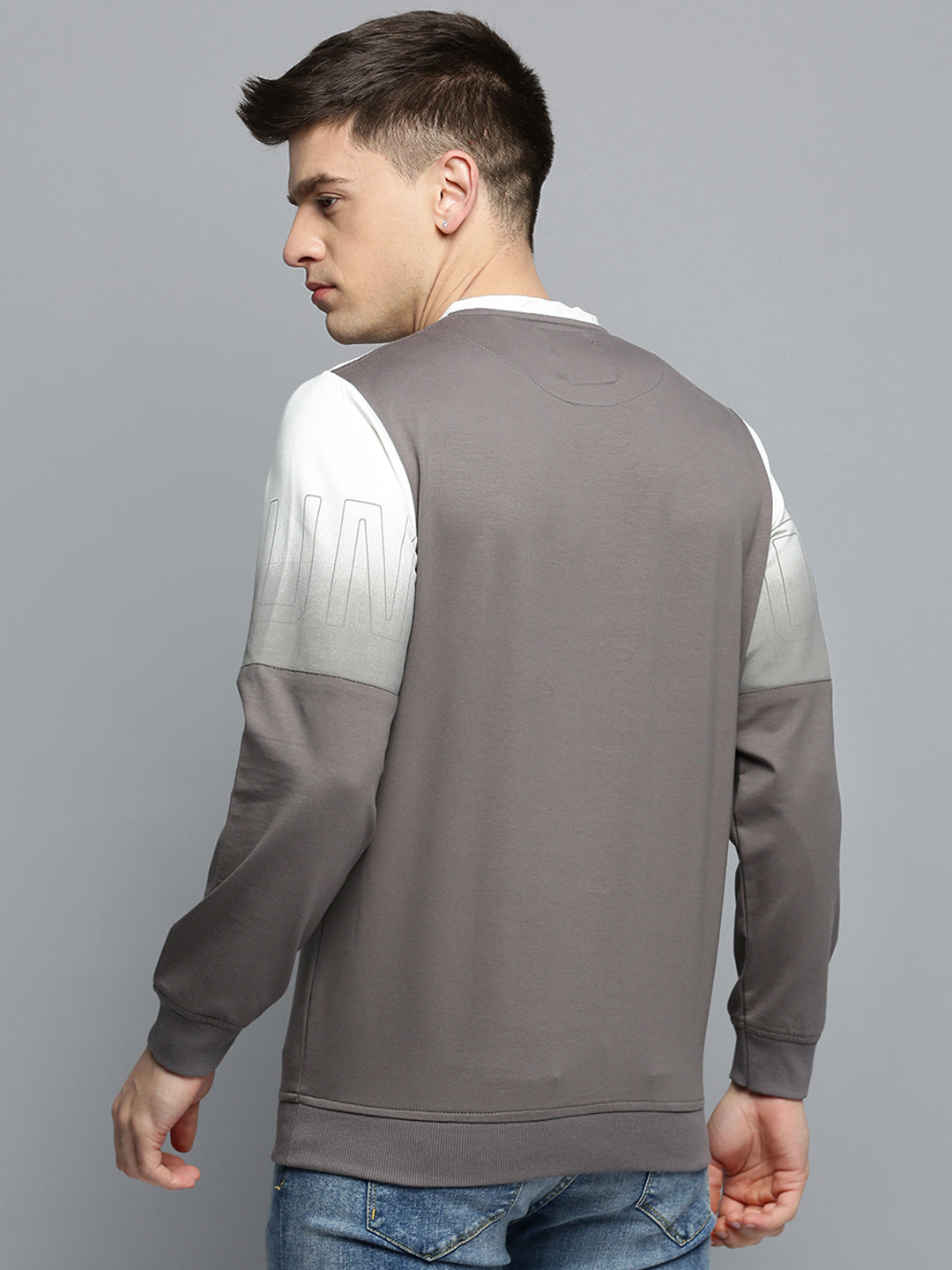 Men Grey Colourblock Casual Sweatshirt