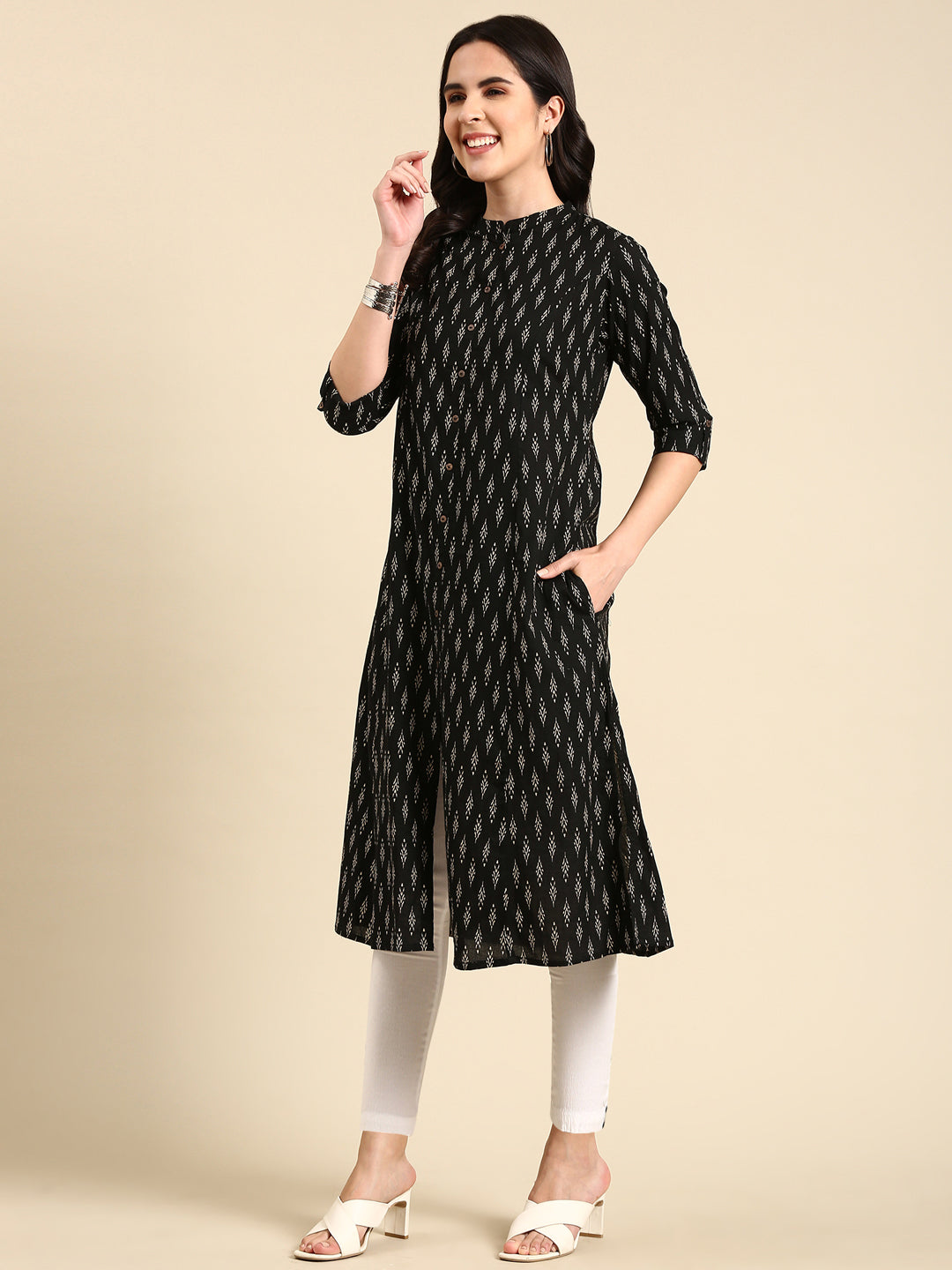 Women's Black Printed Straight Kurta