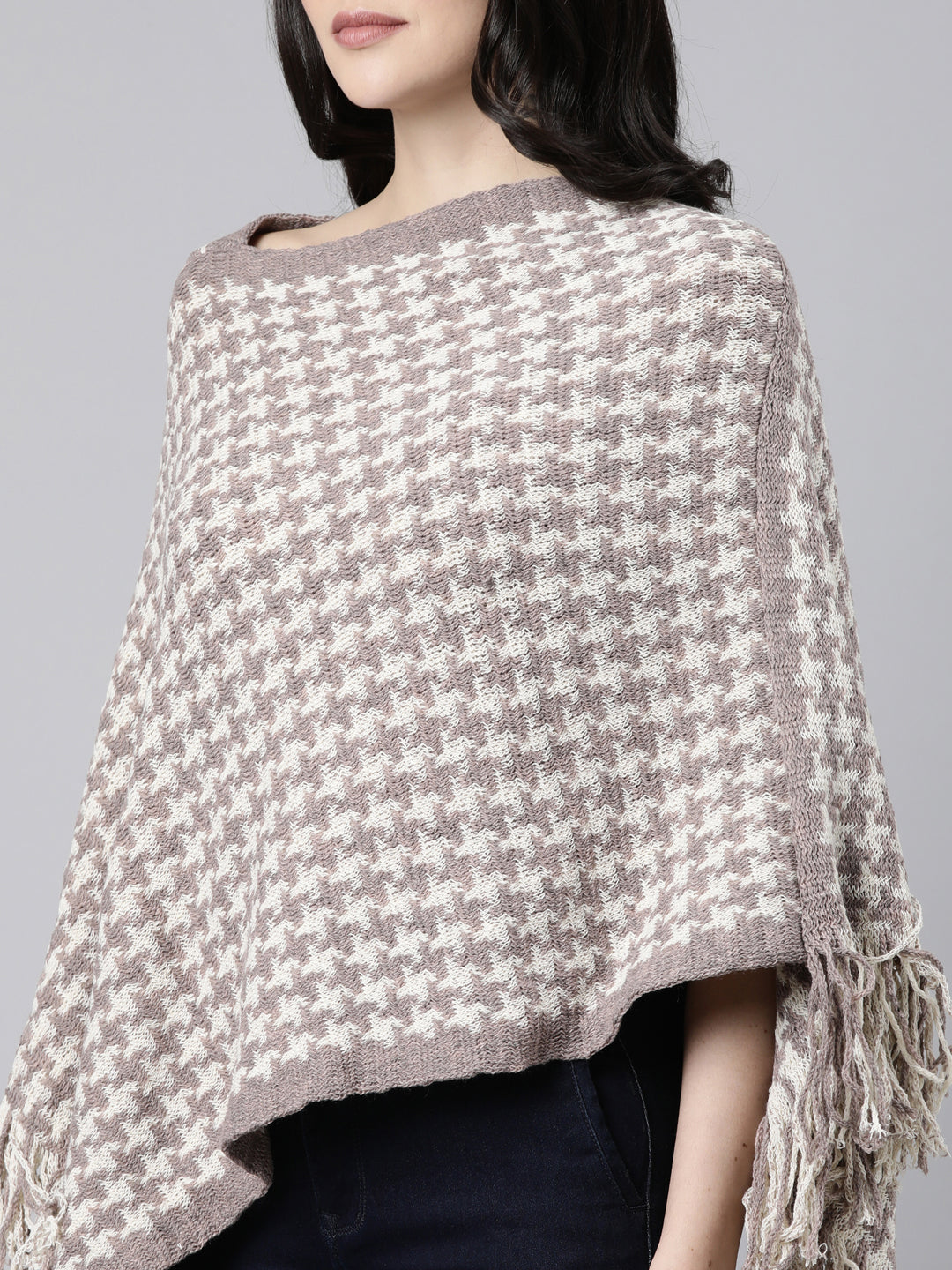 Women Geometric Longline Cream Poncho