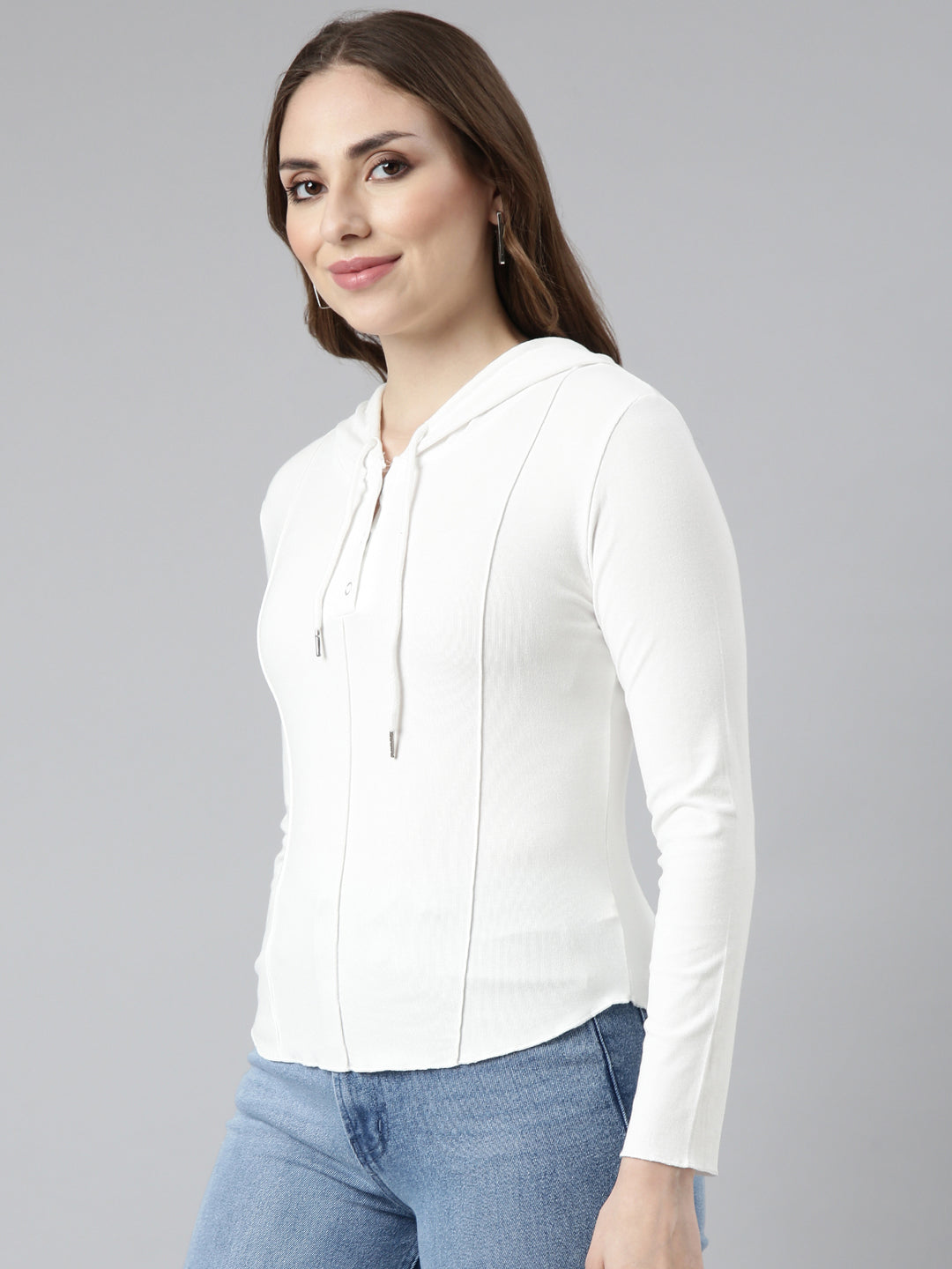 Women White Solid Pullover Sweatshirt