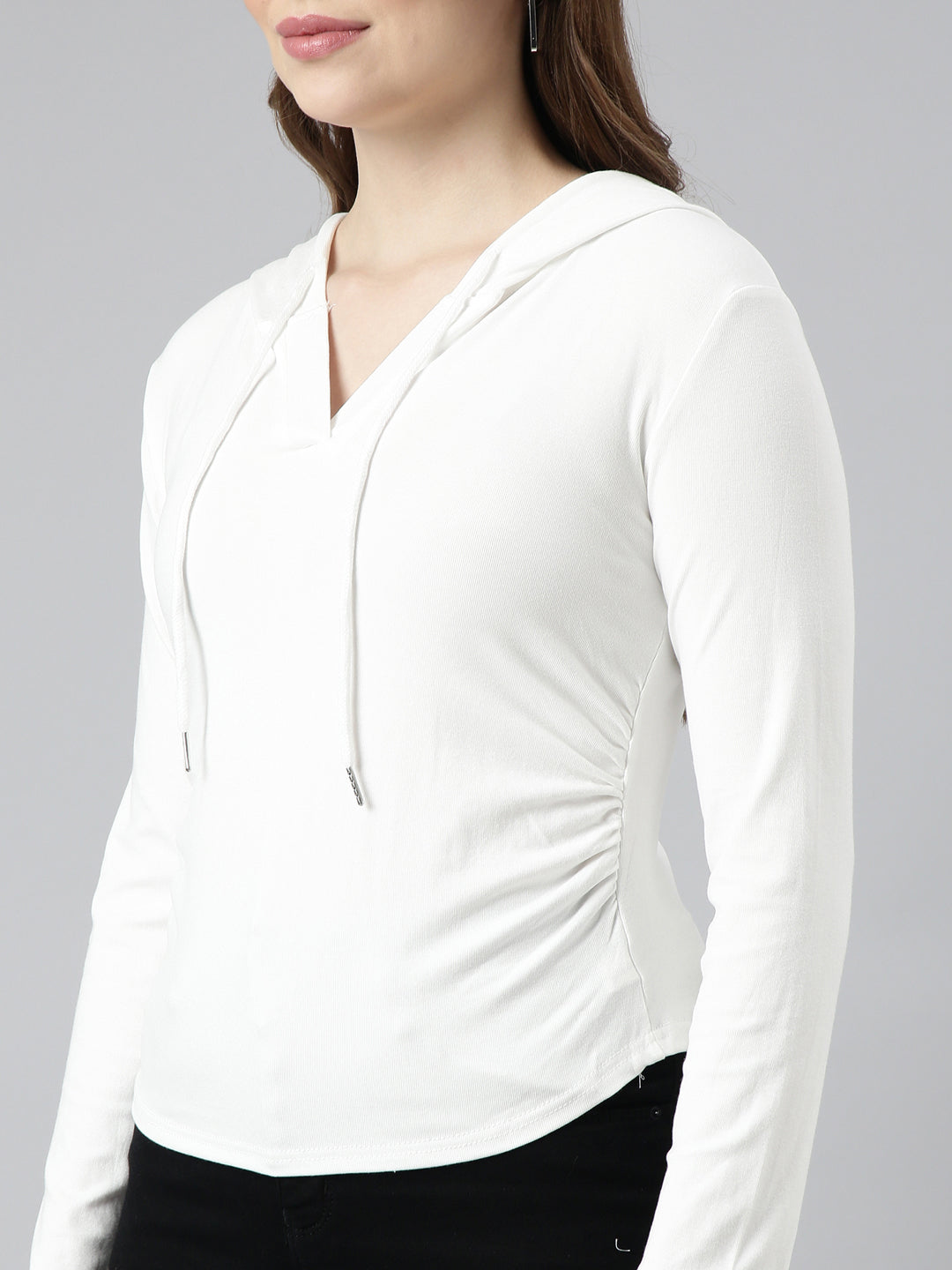 Women White Solid Pullover Sweatshirt