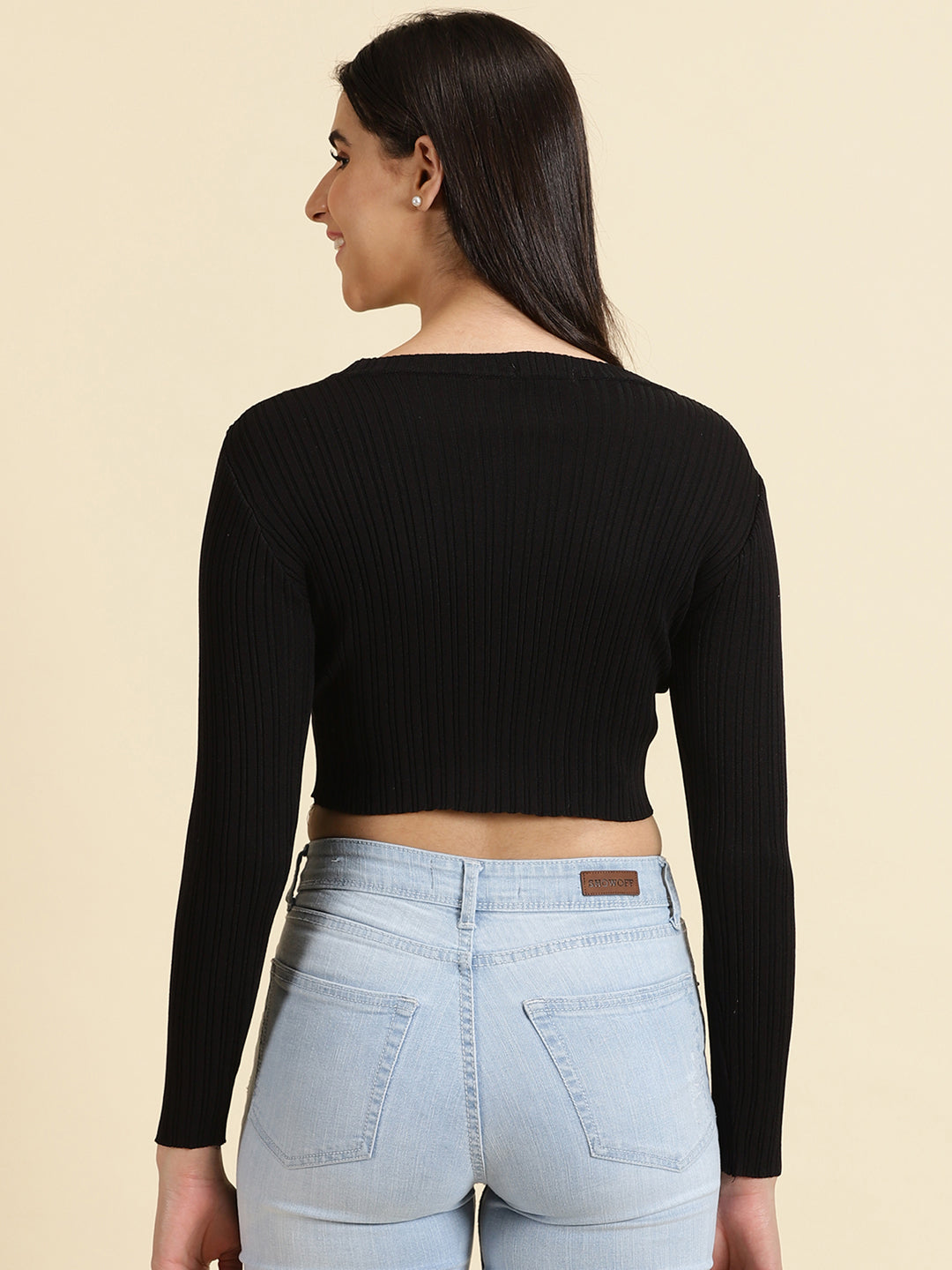 Women's Black Solid Fitted Crop Top