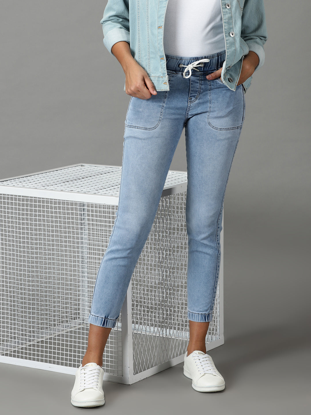 Women's Blue Solid Jogger Denim Jeans
