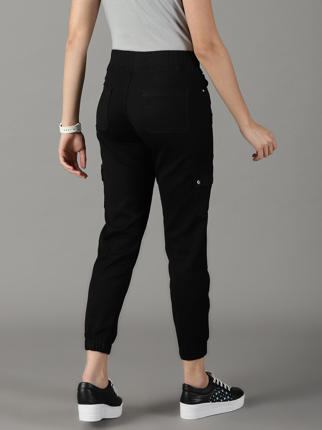 Women's Black Solid Jogger Denim Jeans