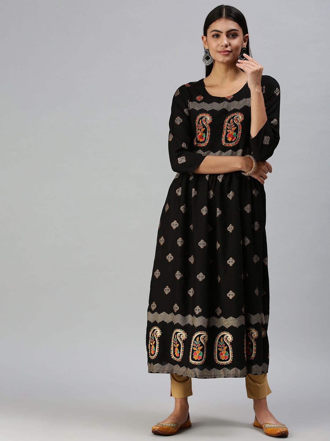 Women's Black Printed Straight Kurta