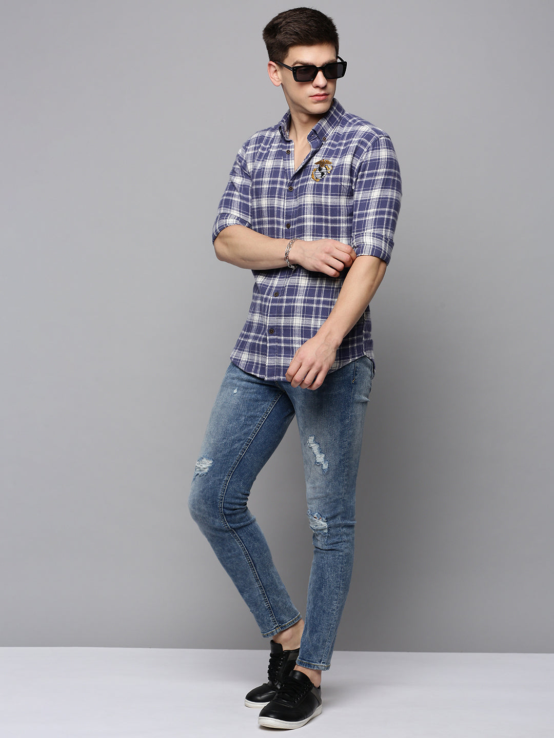 Men Blue Checked Casual Shirt