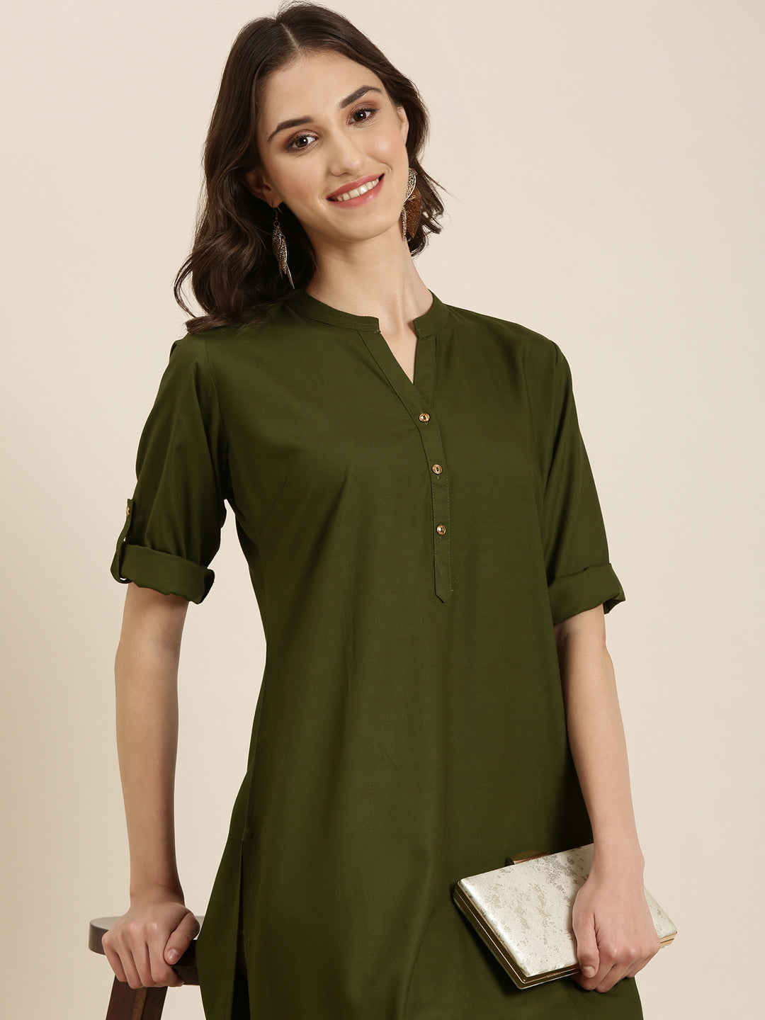 Women Olive Solid Straight Kurta