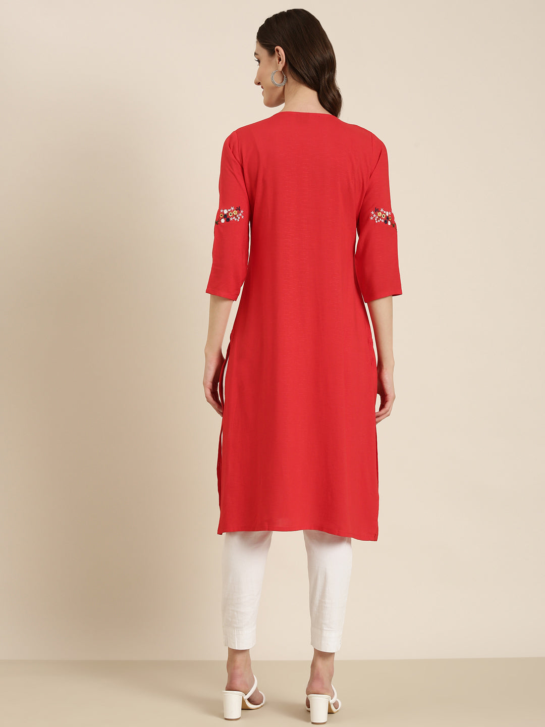 Women Red Solid Straight Kurta