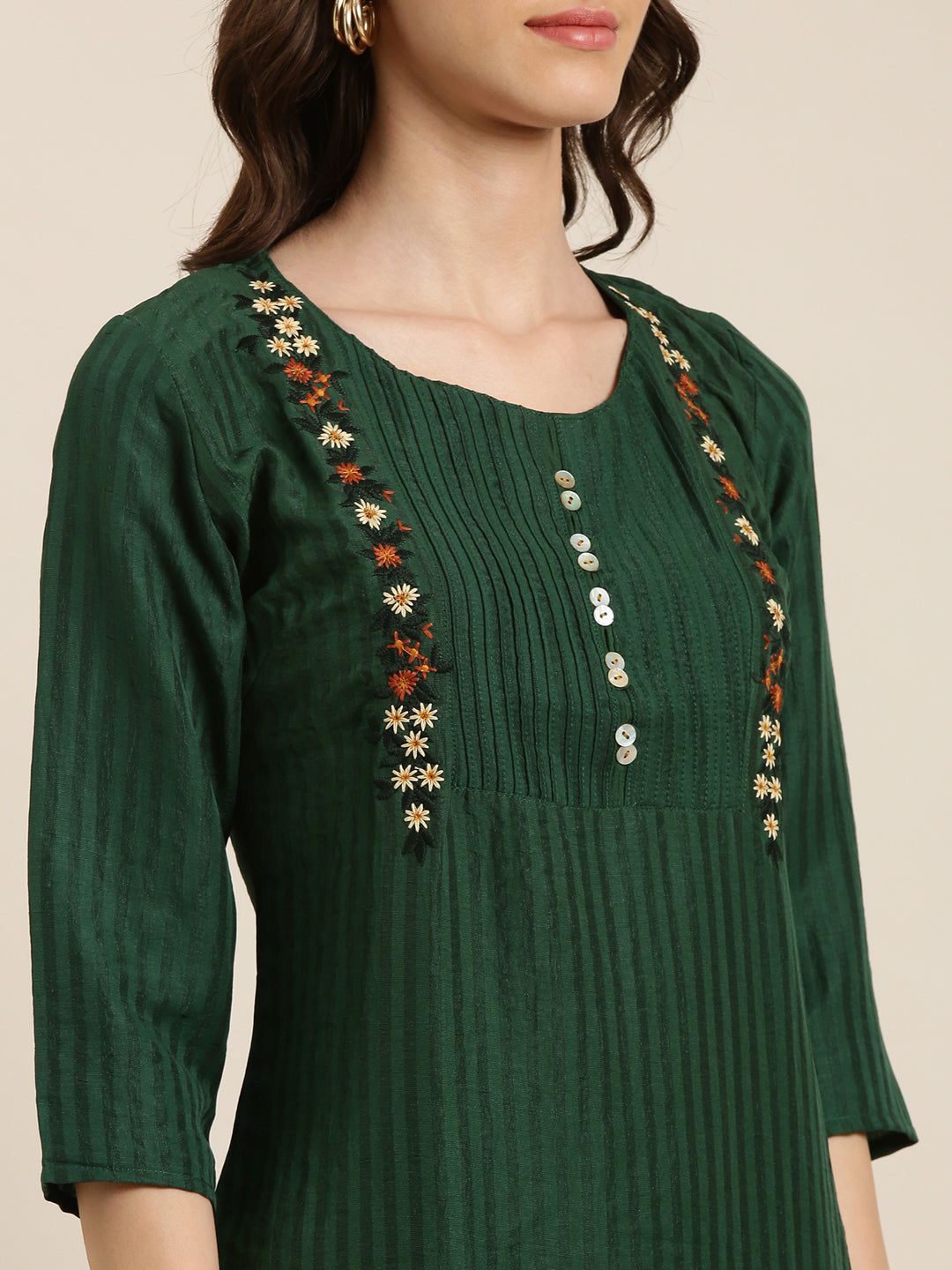 Women Green Striped Straight Kurta