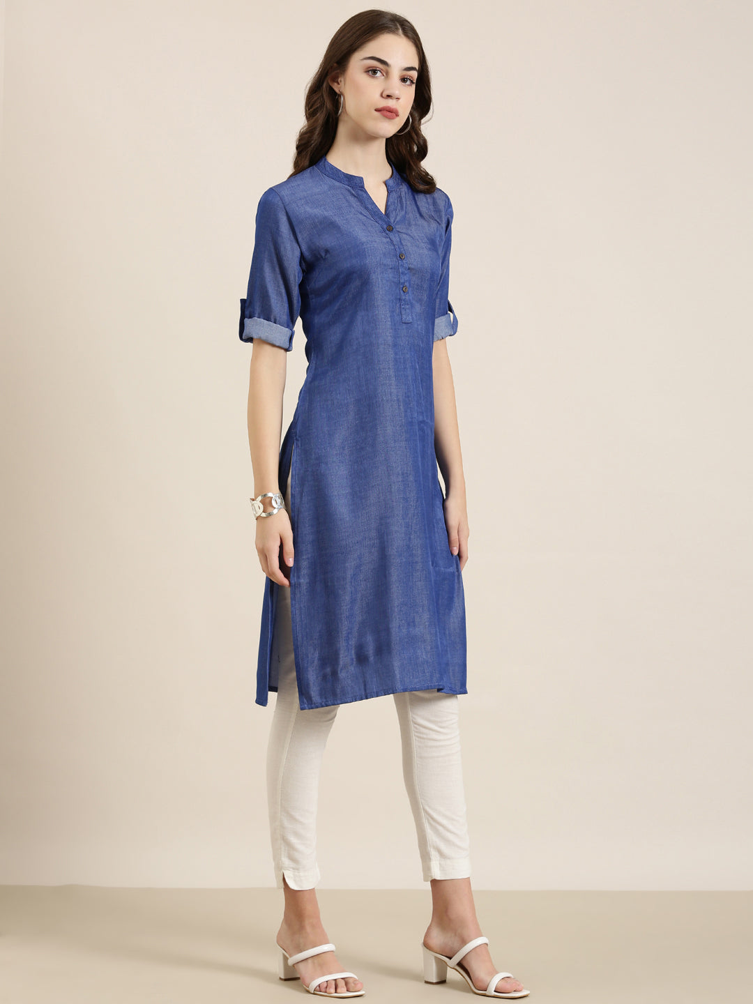 Women Navy Blue Solid Straight Kurta