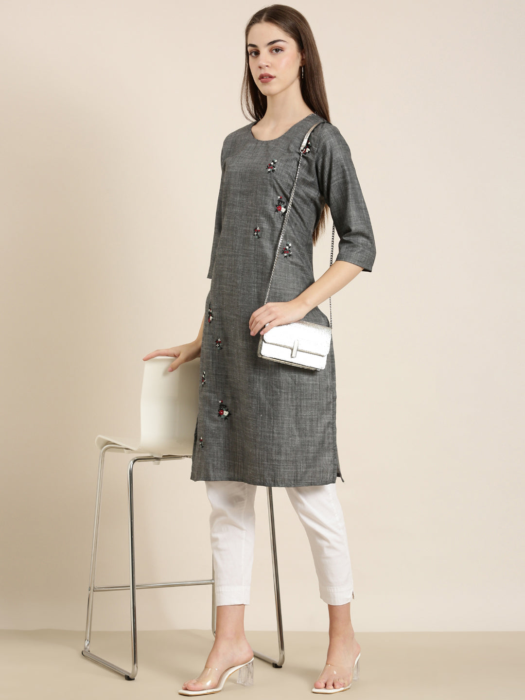 Women Grey Solid Straight Kurta