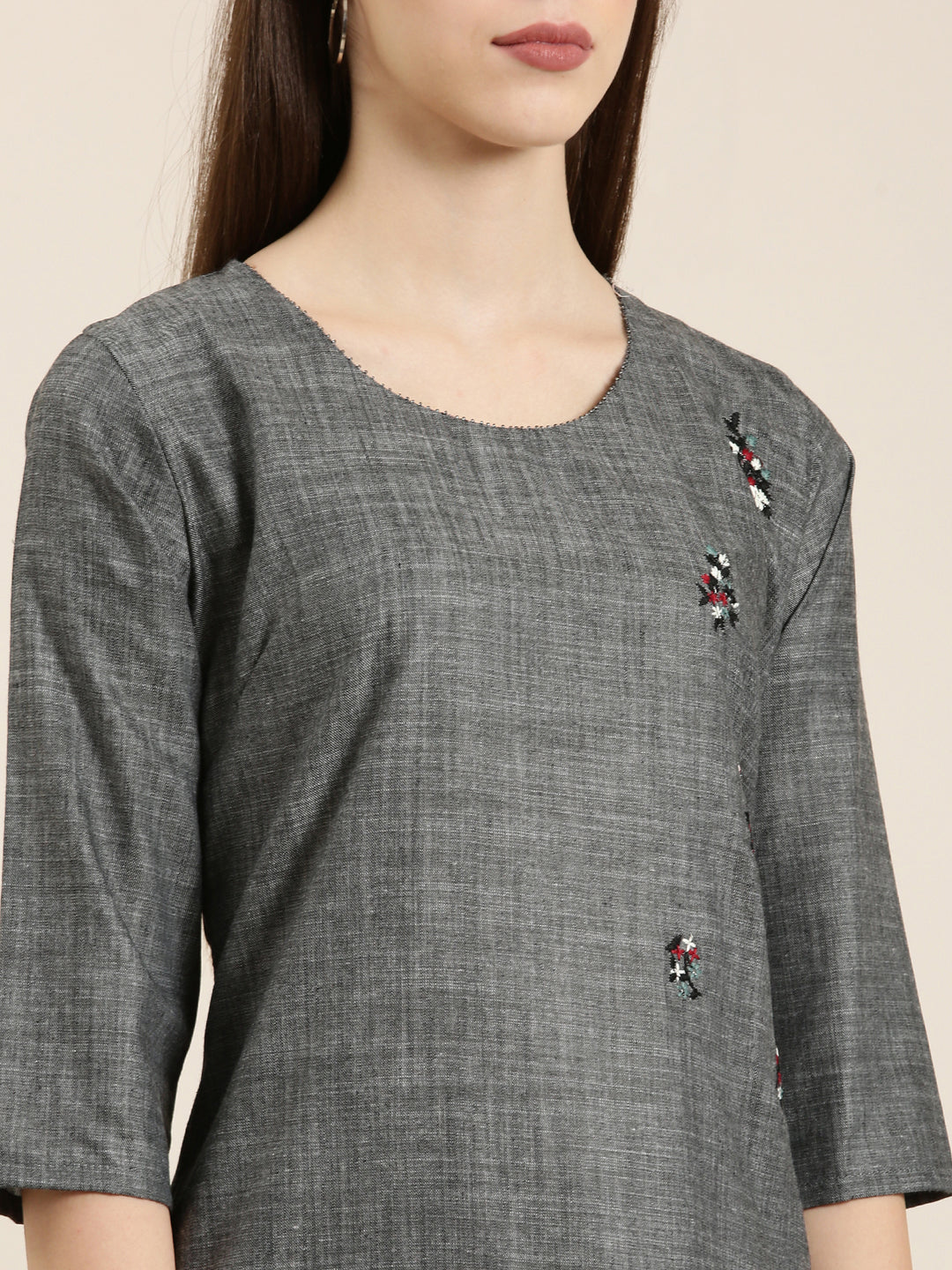 Women Grey Solid Straight Kurta