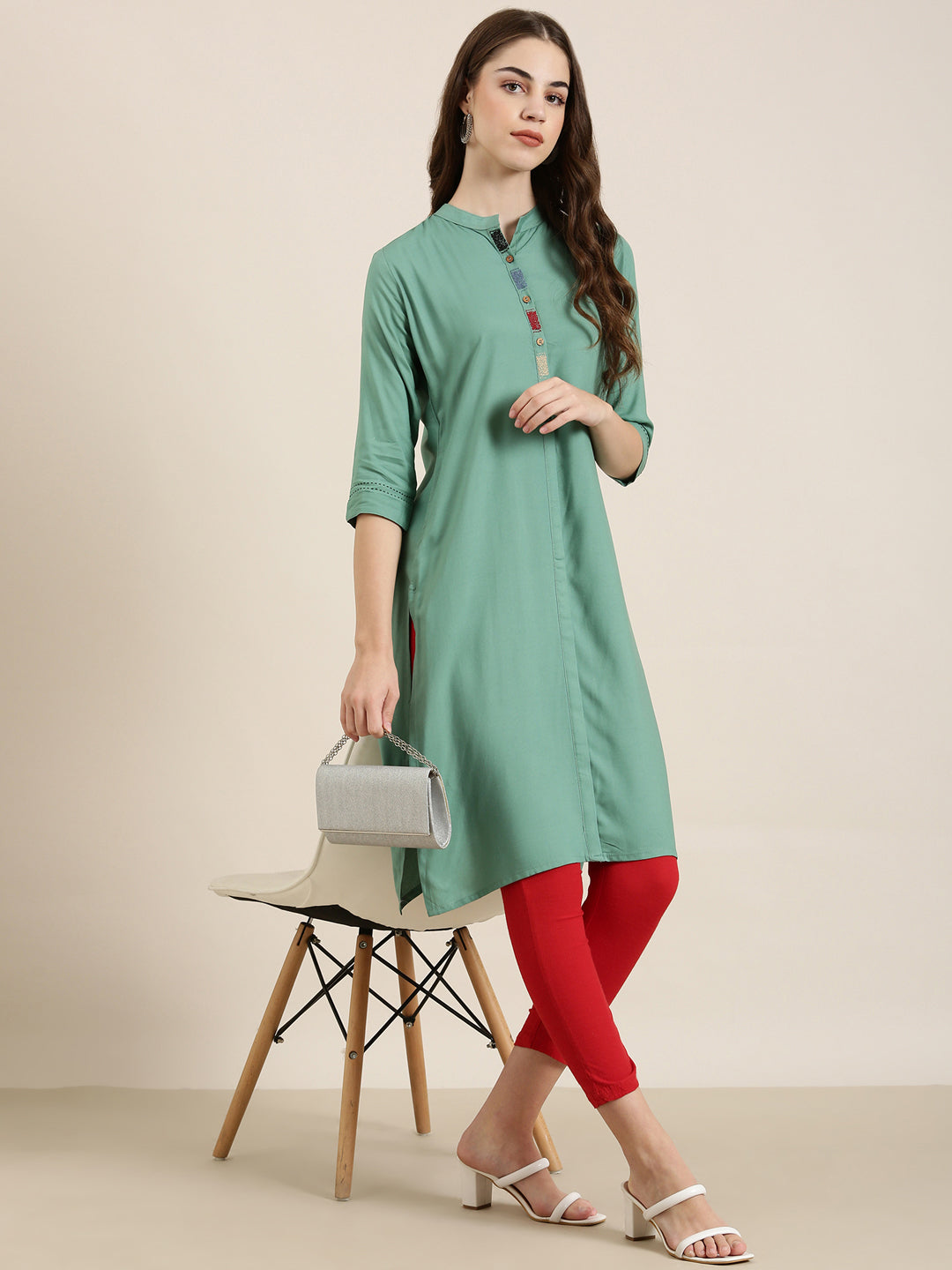 Women Sea Green Solid Straight Kurta