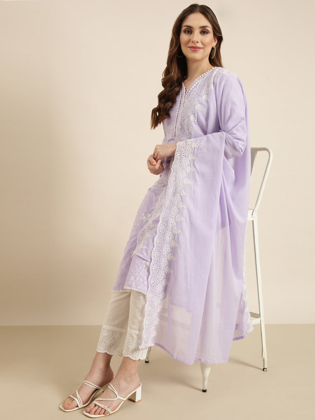Women Straight Lavender Floral Kurta and Trousers Set Comes With Dupatta