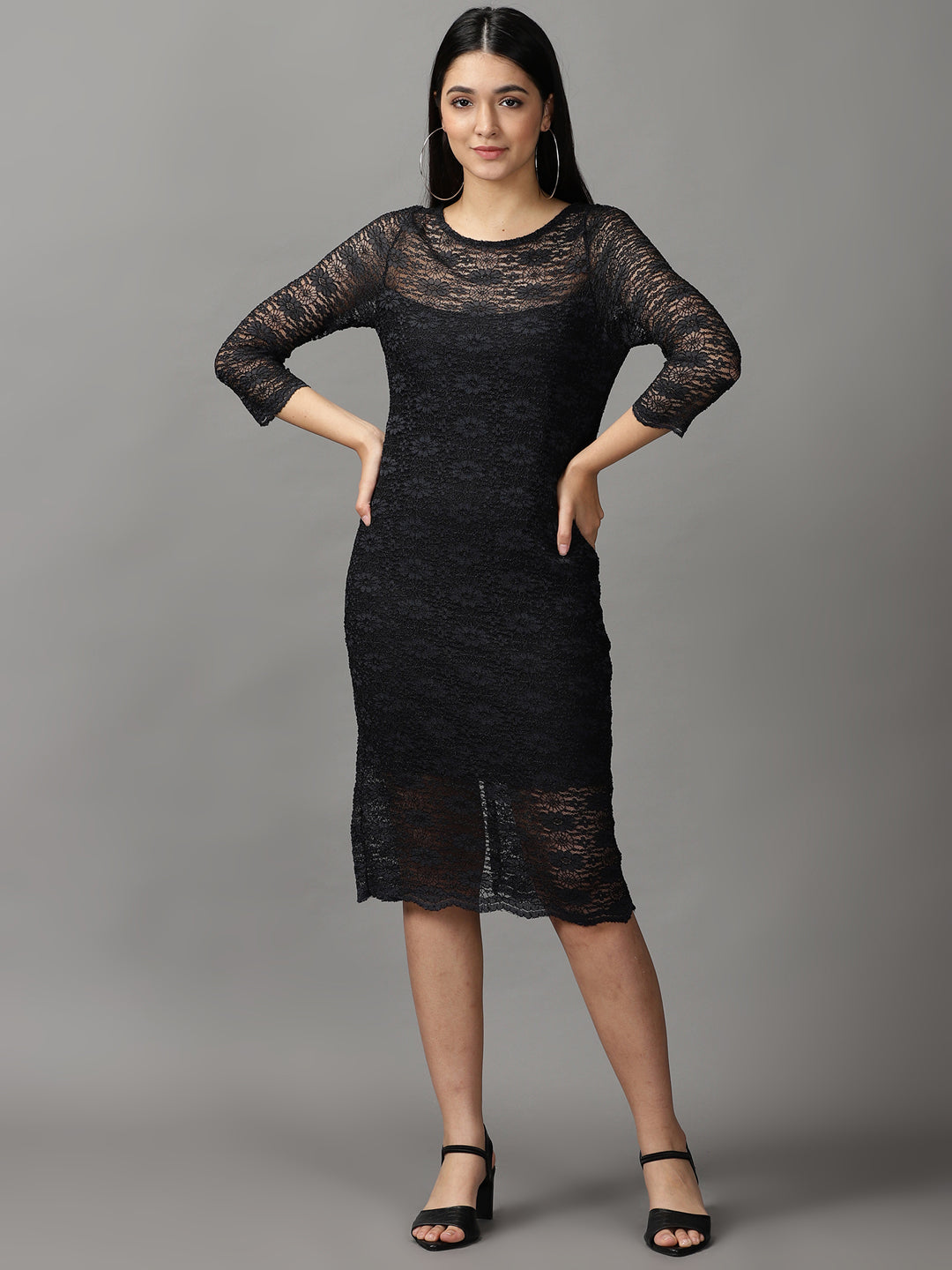 Women's Black Solid Bodycon Dress