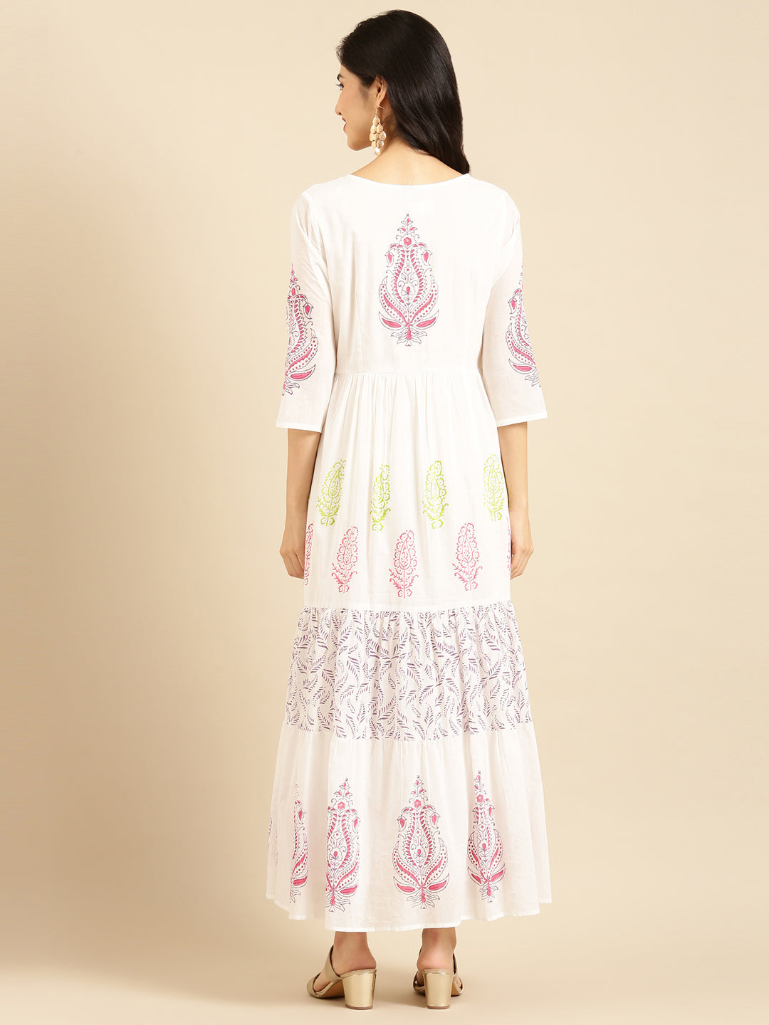 Women's White Embroidered Anarkali Kurta