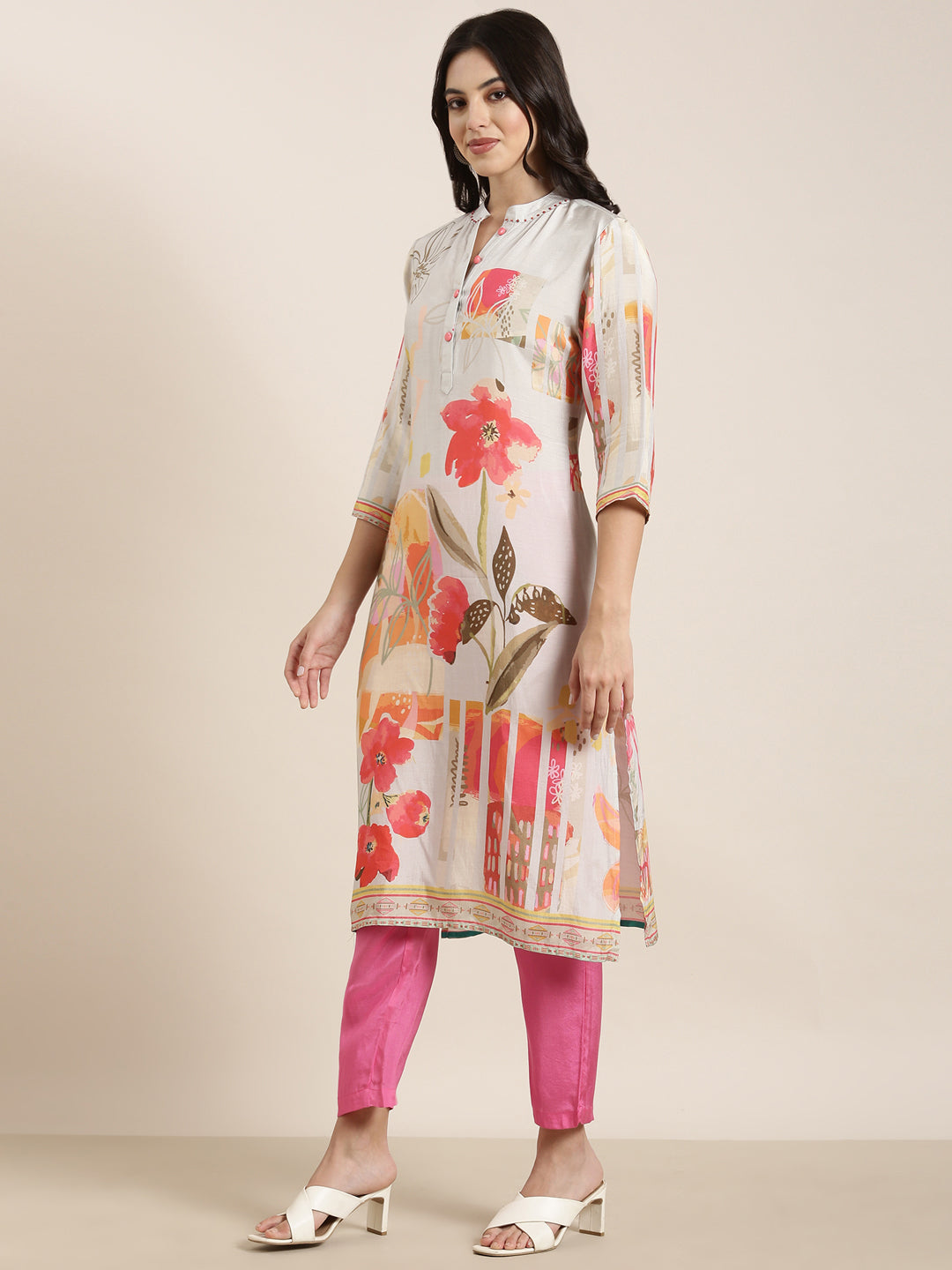Women Straight Grey Floral Kurta and Trousers Set Comes With Dupatta
