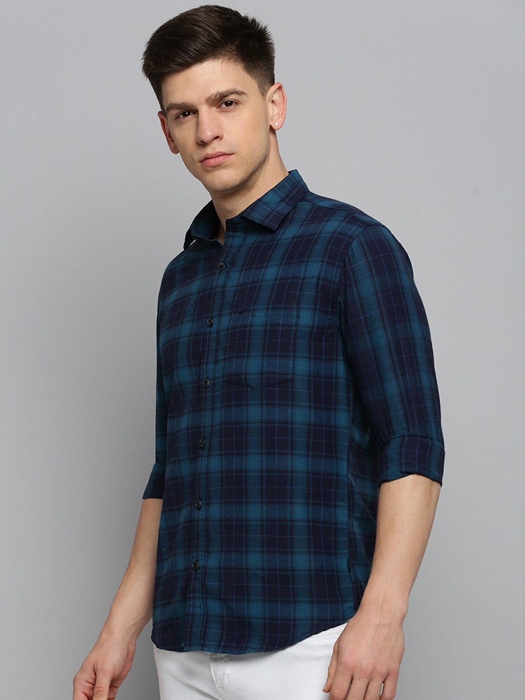 Men Teal Checked Casual Shirt