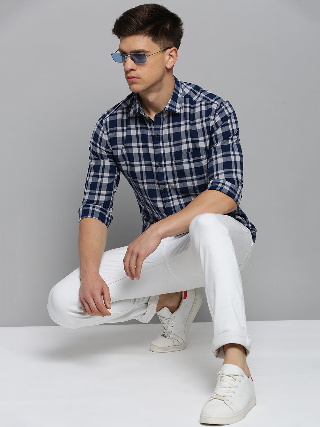 Men Blue Checked Casual Shirt