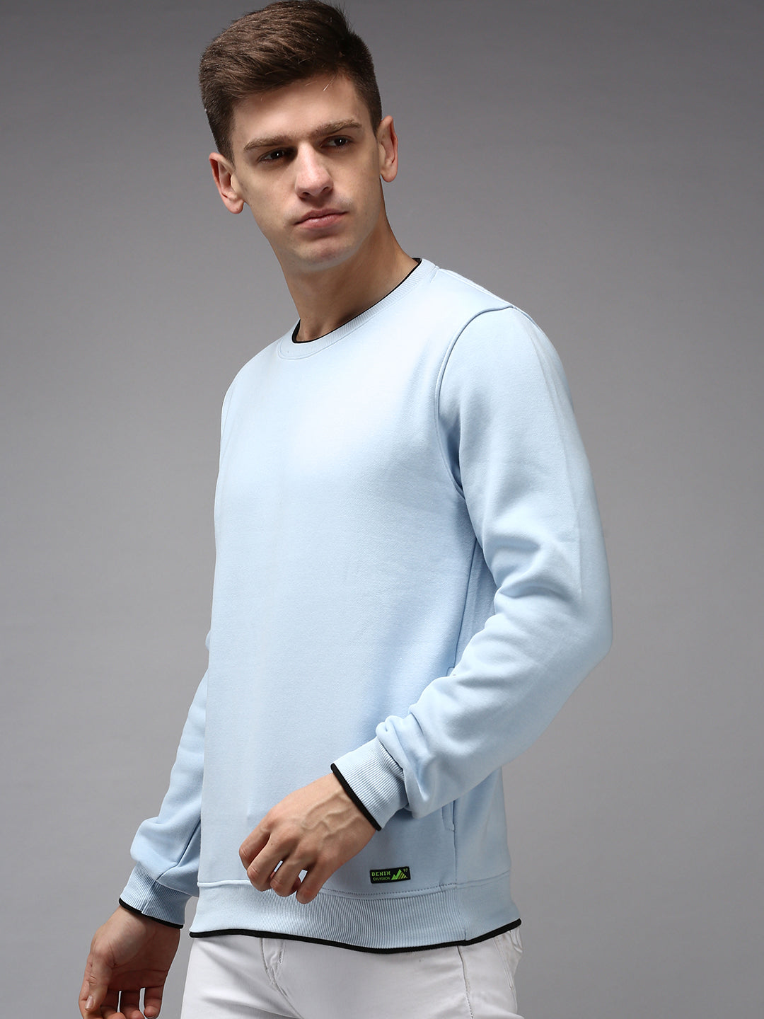 Men Blue Solid Sweatshirt