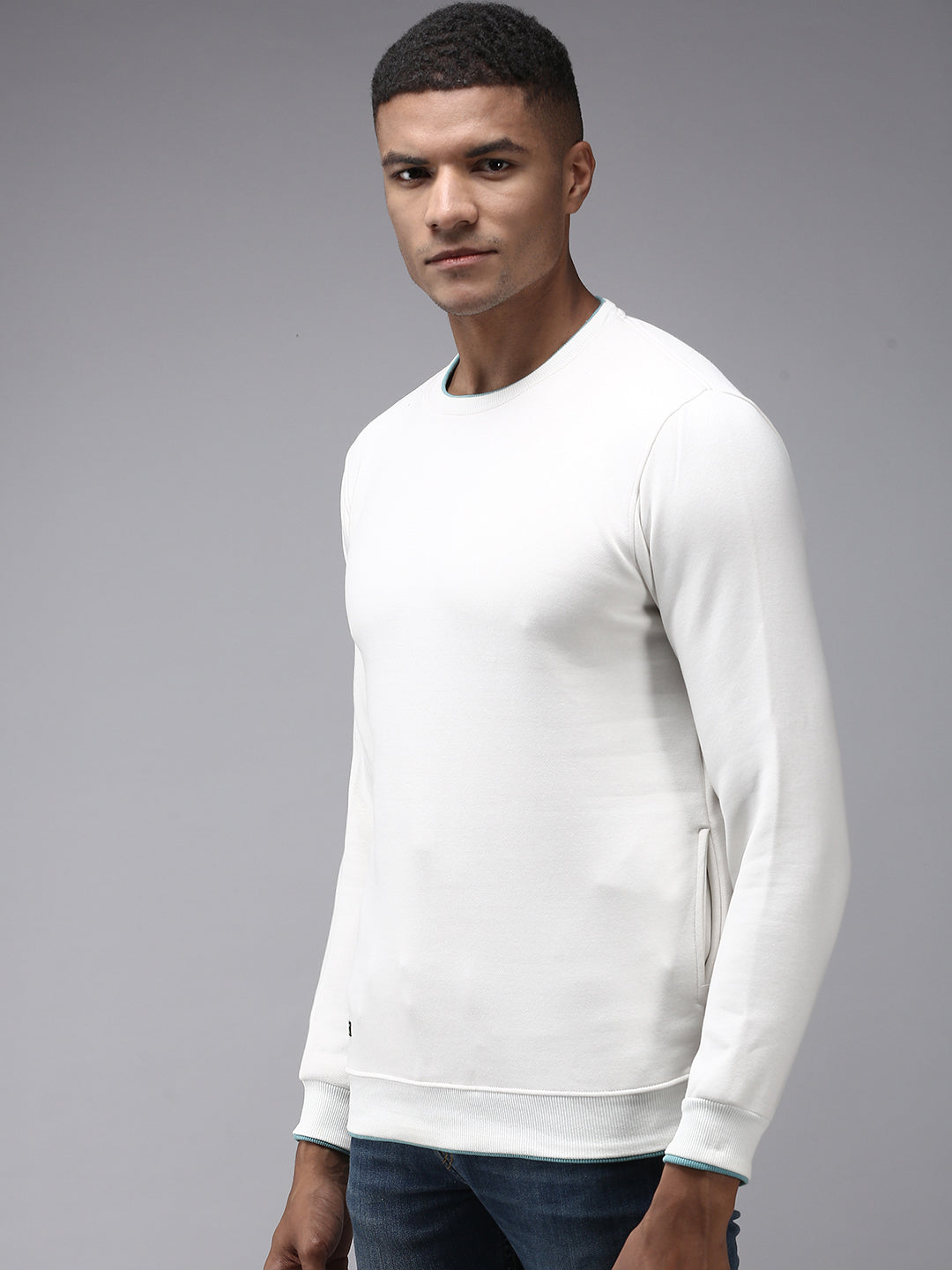 Men White Solid Sweatshirt