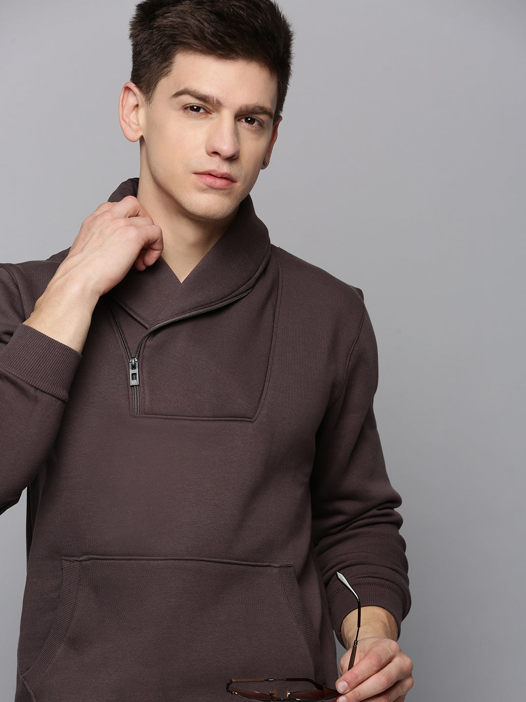 Men Grey Solid Sweatshirt