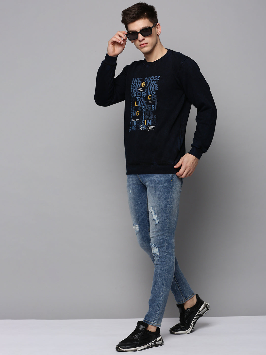 Men Navy Printed Sweatshirt