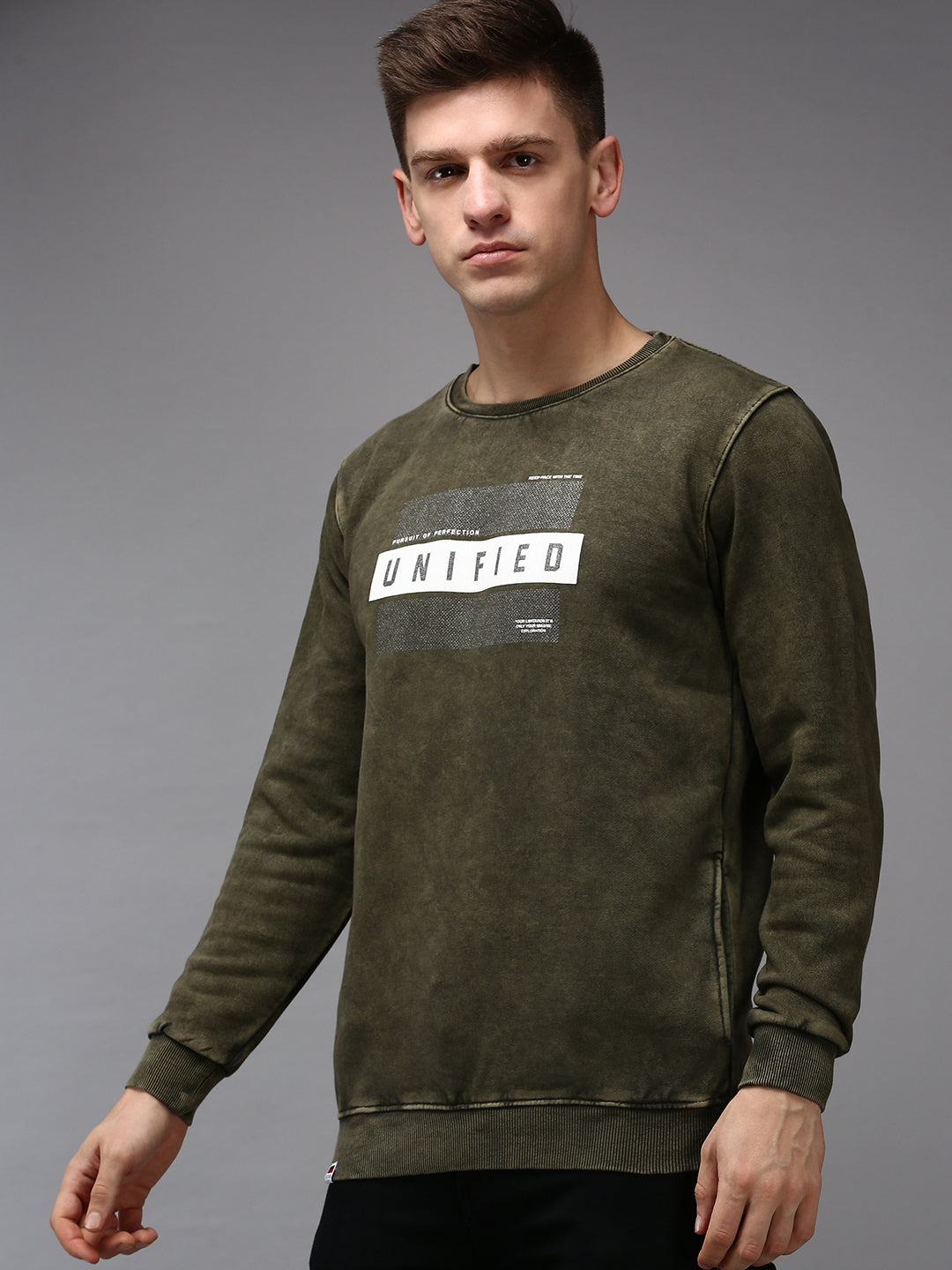 Men Green Solid Sweatshirt