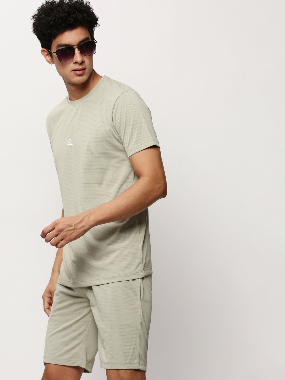 Men Green Solid Casual Co ords
