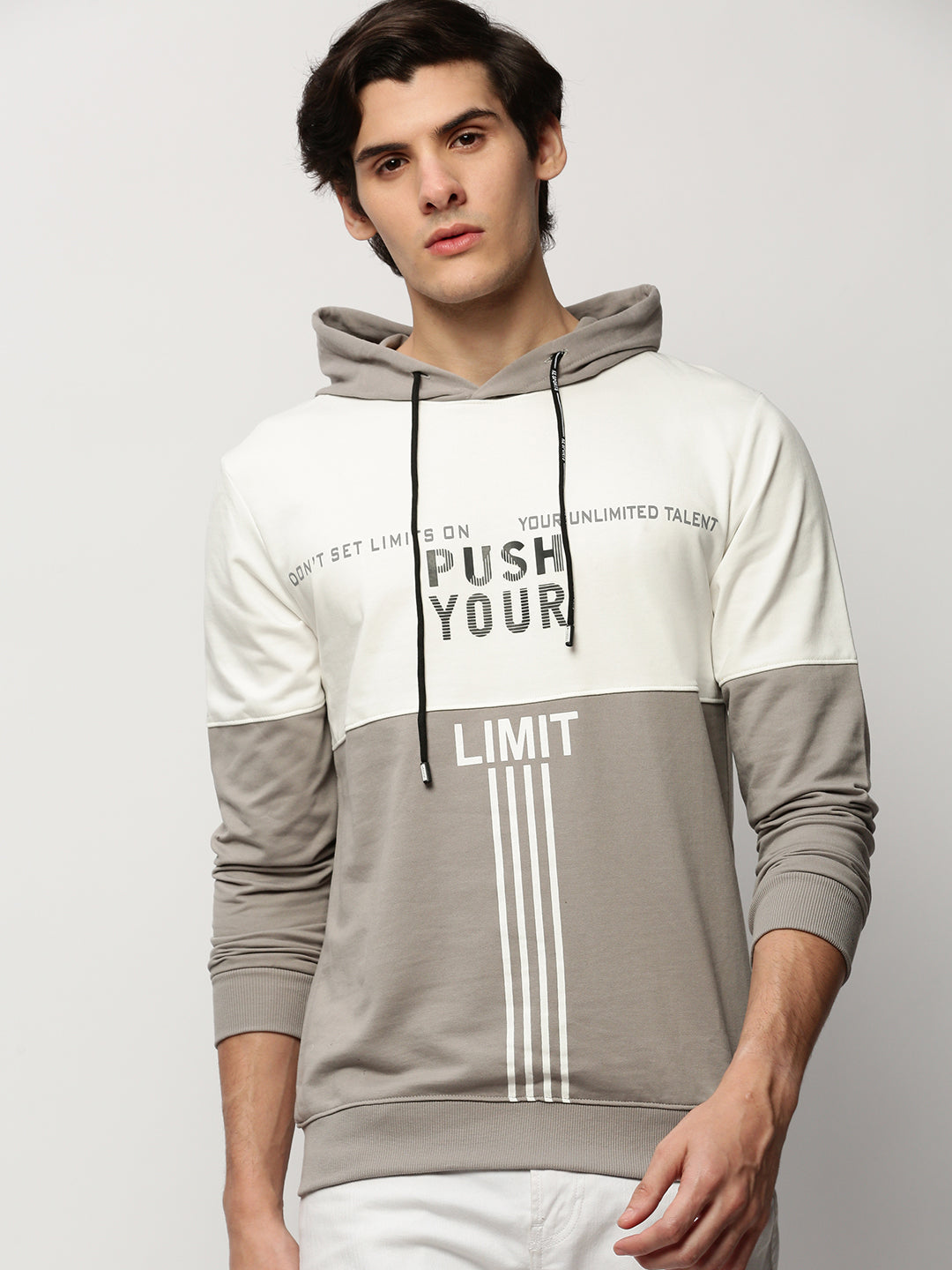 Men Grey Graphics Casual Sweatshirts