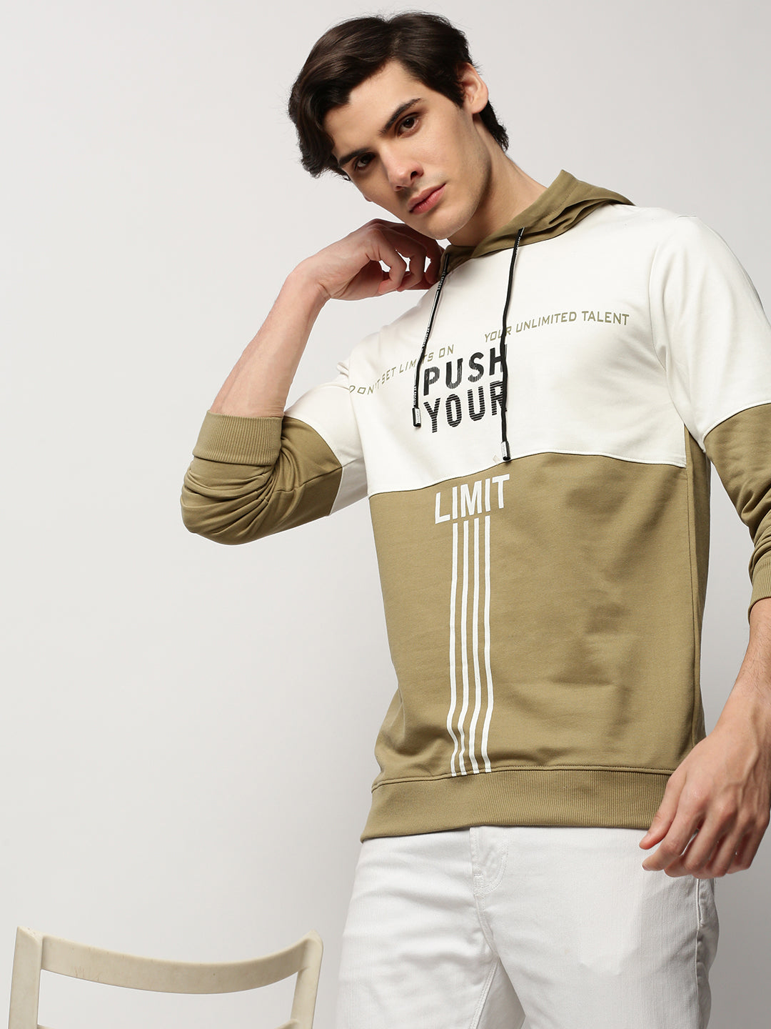 Men Khaki Graphics Casual Sweatshirts