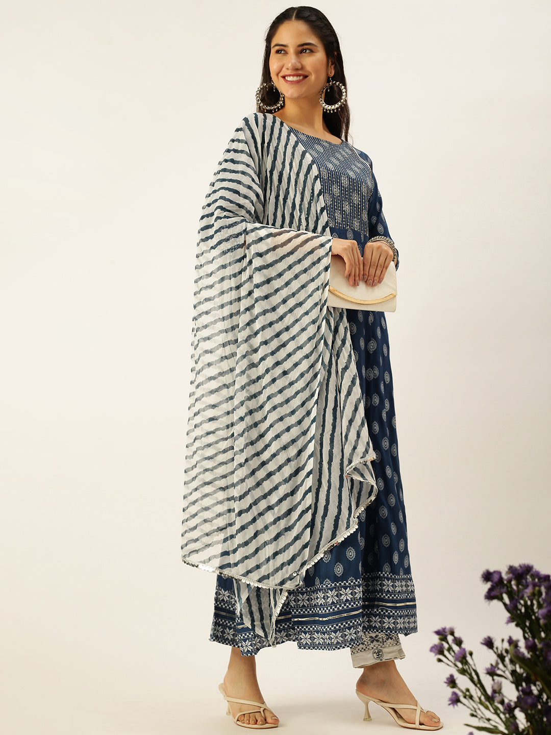 Women's Blue Printed Kurta Sets