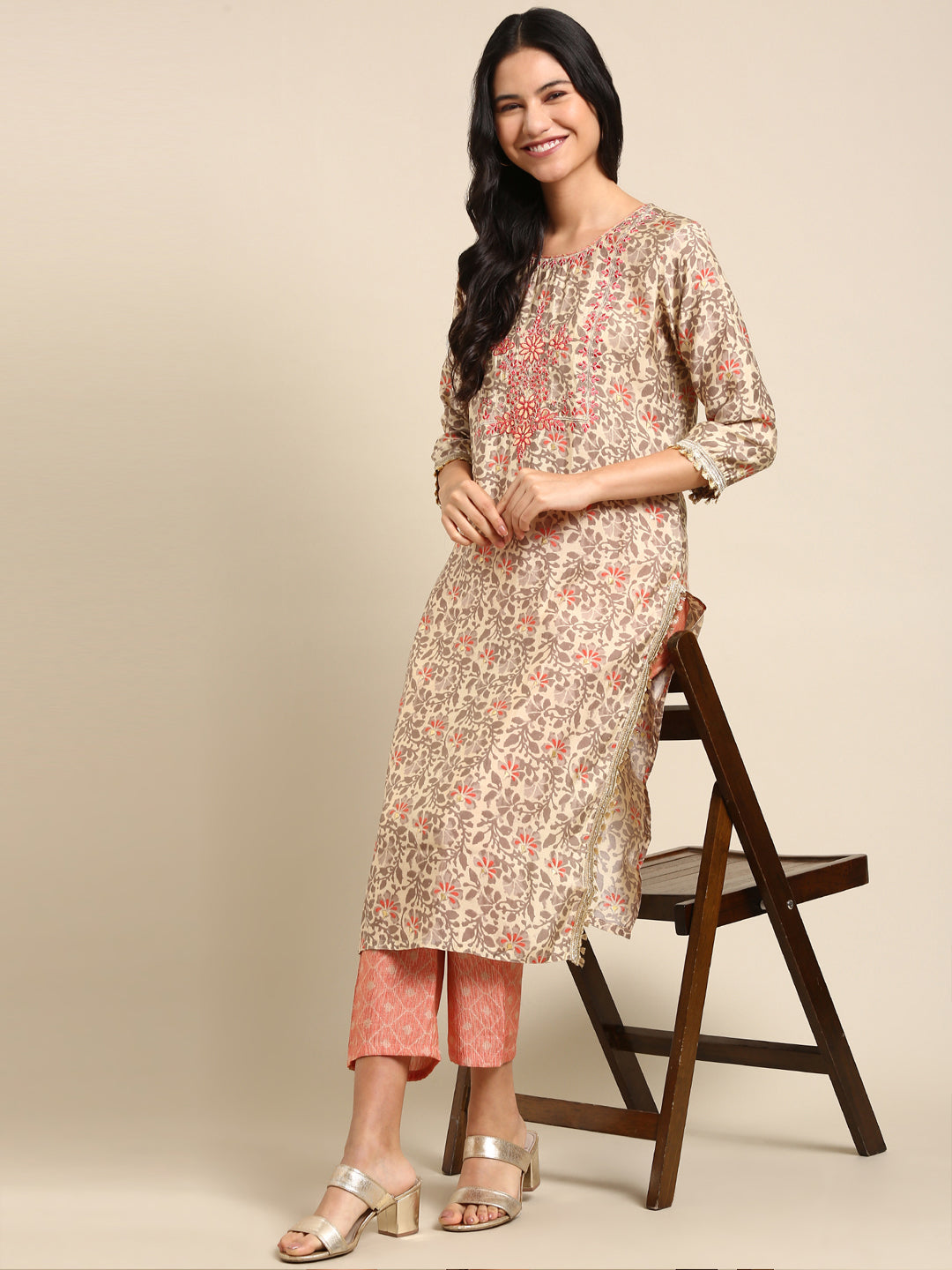 Women's Beige Printed Kurta Set