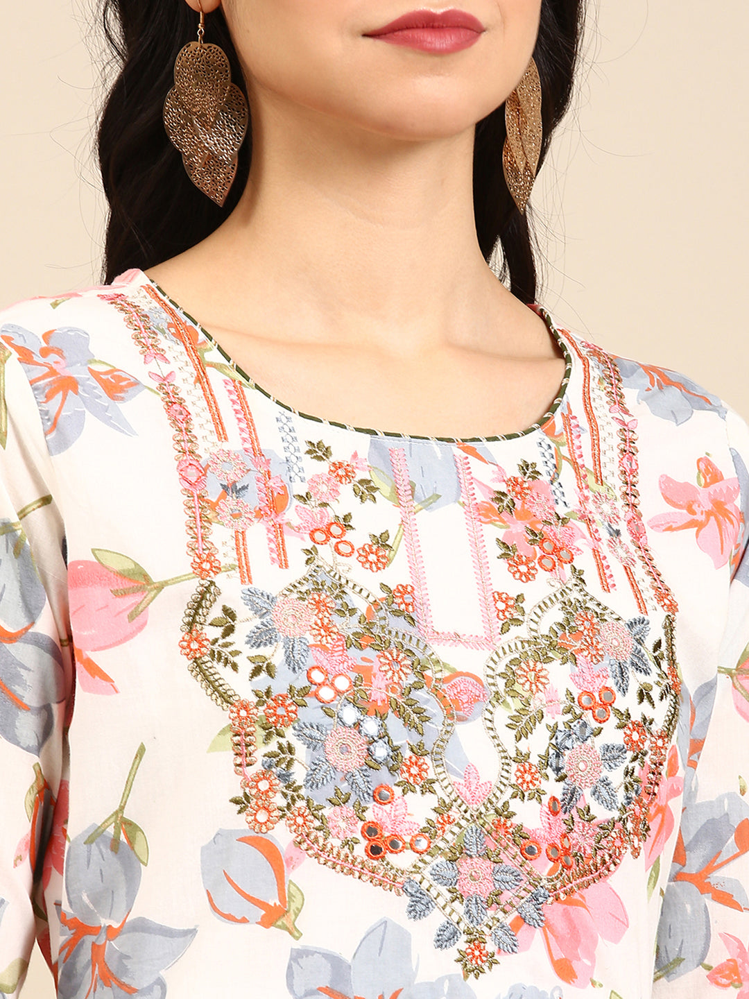 Women's White Floral Kurta Set